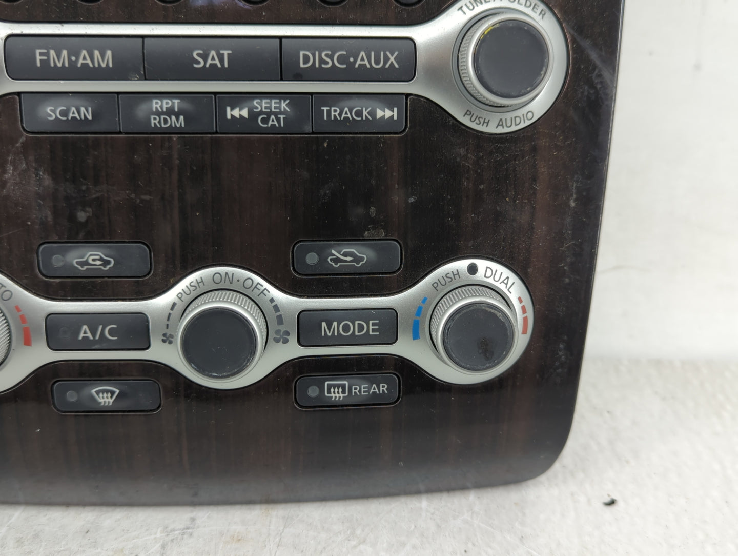 2014 Nissan Maxima Climate Control Module Temperature AC/Heater Replacement P/N:68260 9DB5F Fits OEM Used Auto Parts - Oemus