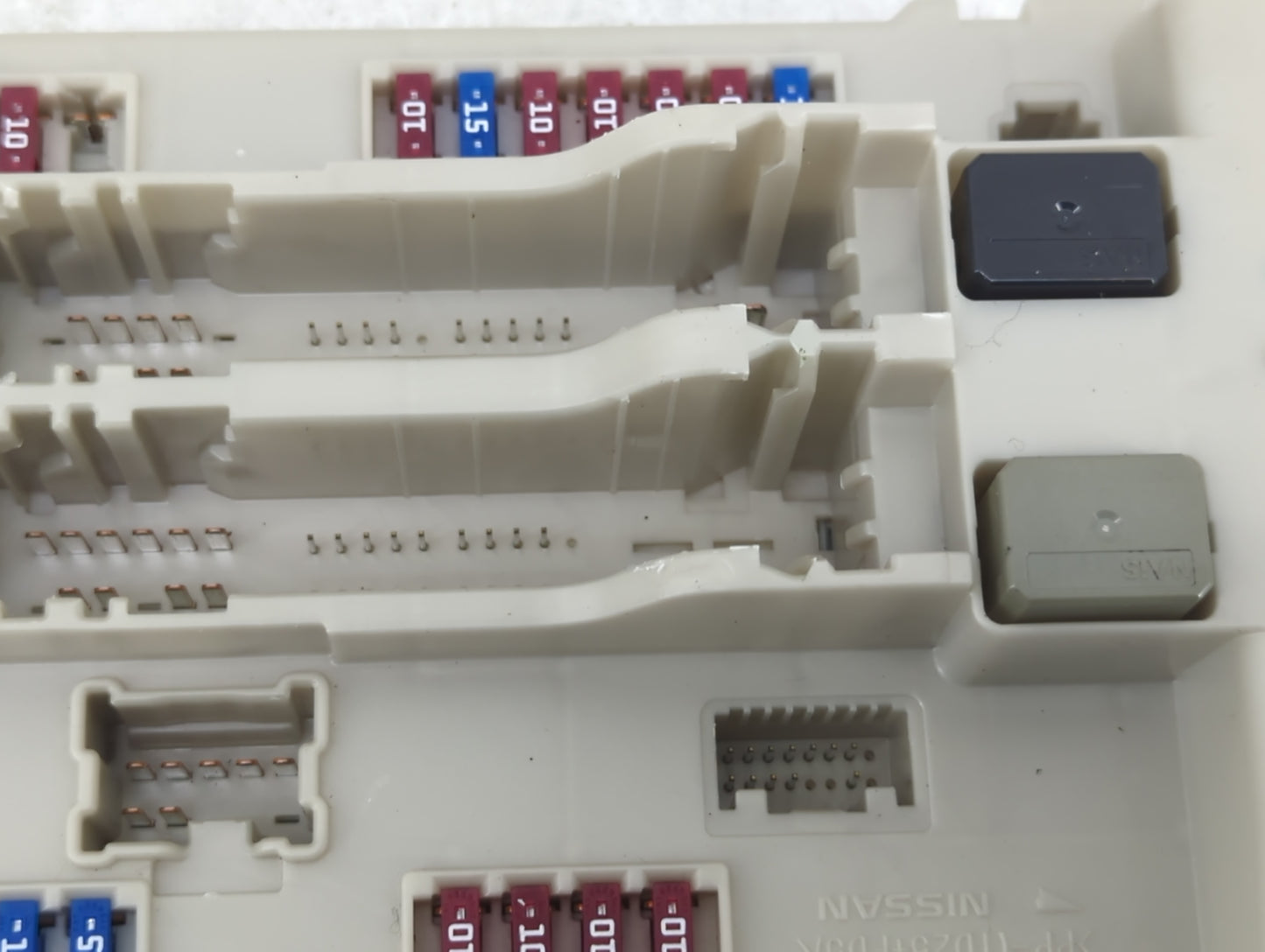 2009-2014 Nissan Maxima Fusebox Fuse Box Panel Relay Module P/N:284B71AA6B Fits Fits 2009 2010 2011 2012 2013 2014 OEM Used 