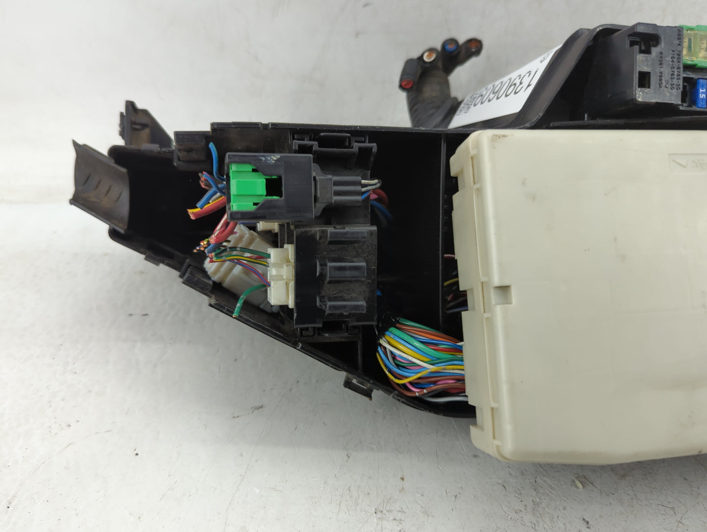 2009-2014 Nissan Maxima Fusebox Fuse Box Panel Relay Module P/N:7154-5763-30 284B71AA6B Fits Fits 2009 2010 2011 2012 2013 2