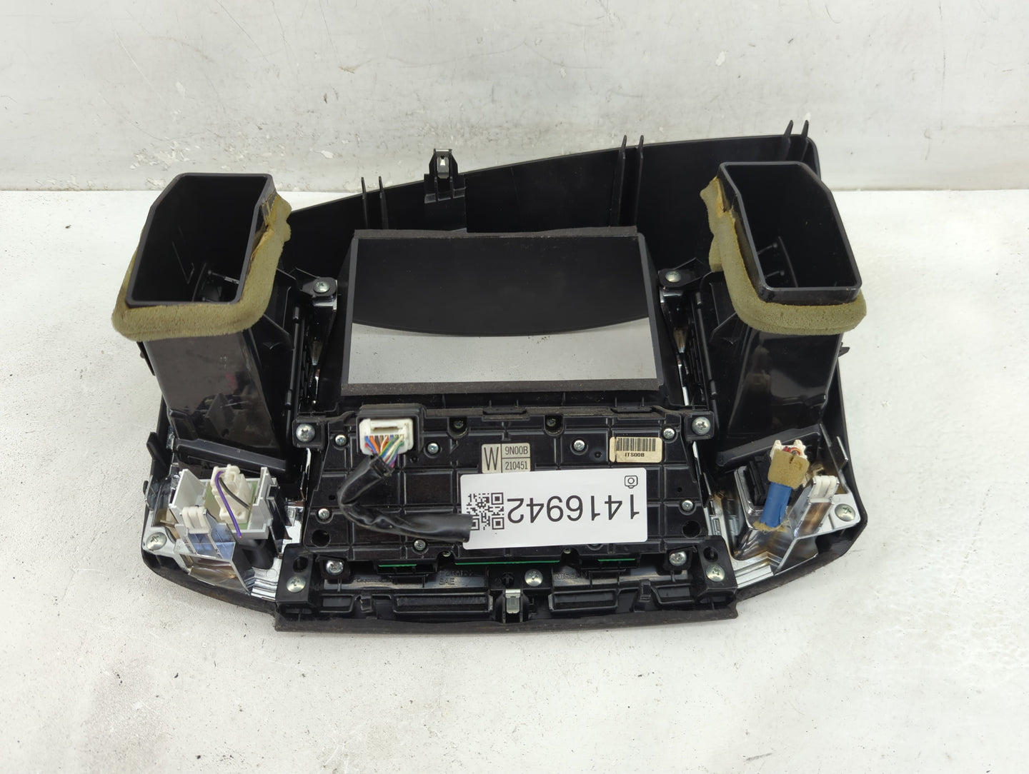 2012-2014 Nissan Maxima Radio AM FM Cd Player Receiver Replacement P/N:9N00B-210451 Fits Fits 2012 2013 2014 OEM Used Auto P