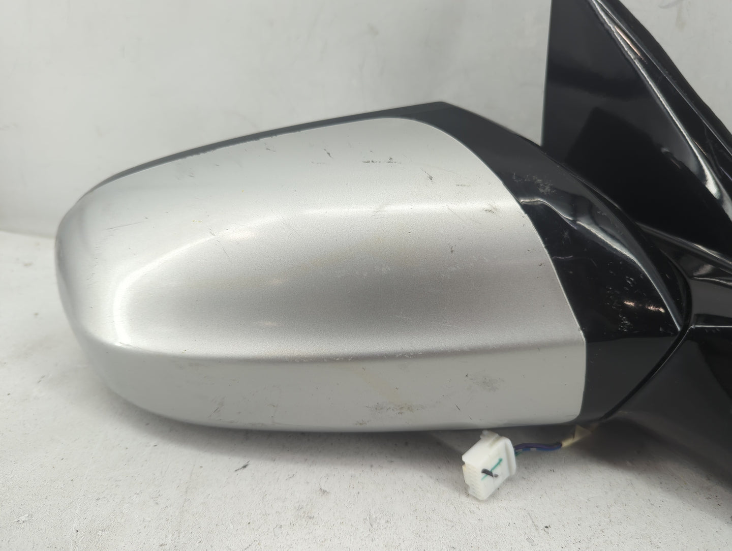 2009-2014 Nissan Maxima Passenger Side View Mirror - Right Door Mirror OEM Used - Oemusedautoparts1.com