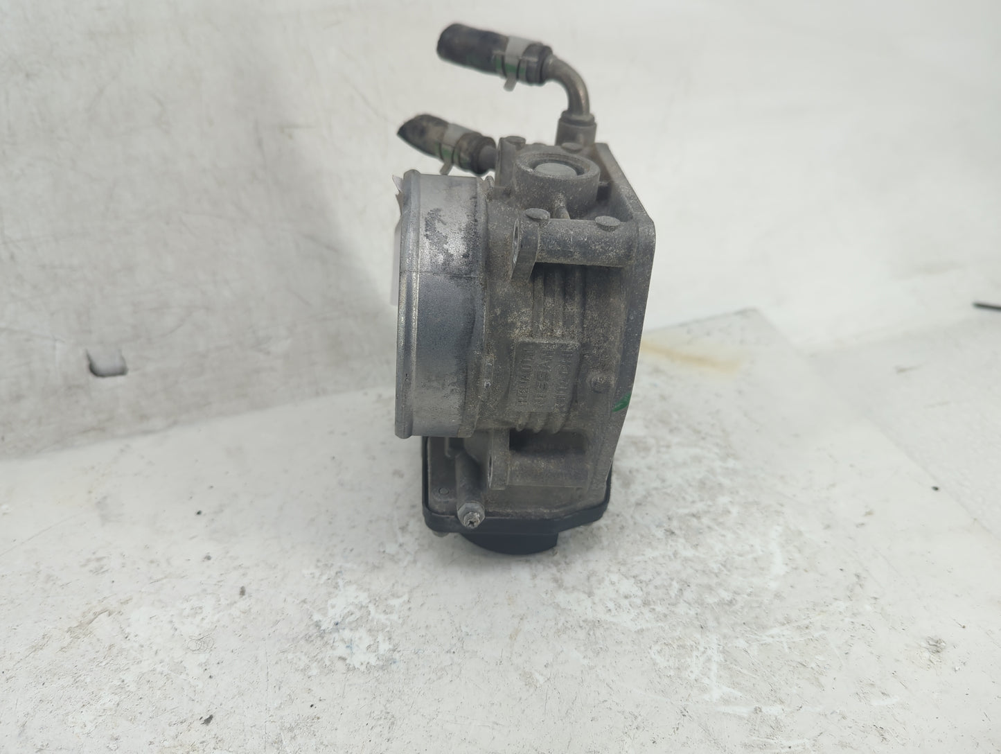 2009-2014 Nissan Maxima Throttle Body P/N:526-01 Fits Fits 2009 2010 2011 2012 2013 2014 OEM Used Auto Parts - Oemusedautopa