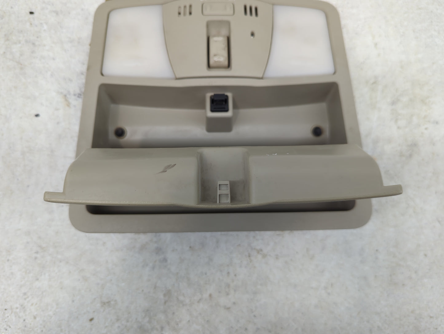 2014 Nissan Maxima Overhead Roof Console - Oemusedautoparts1.com