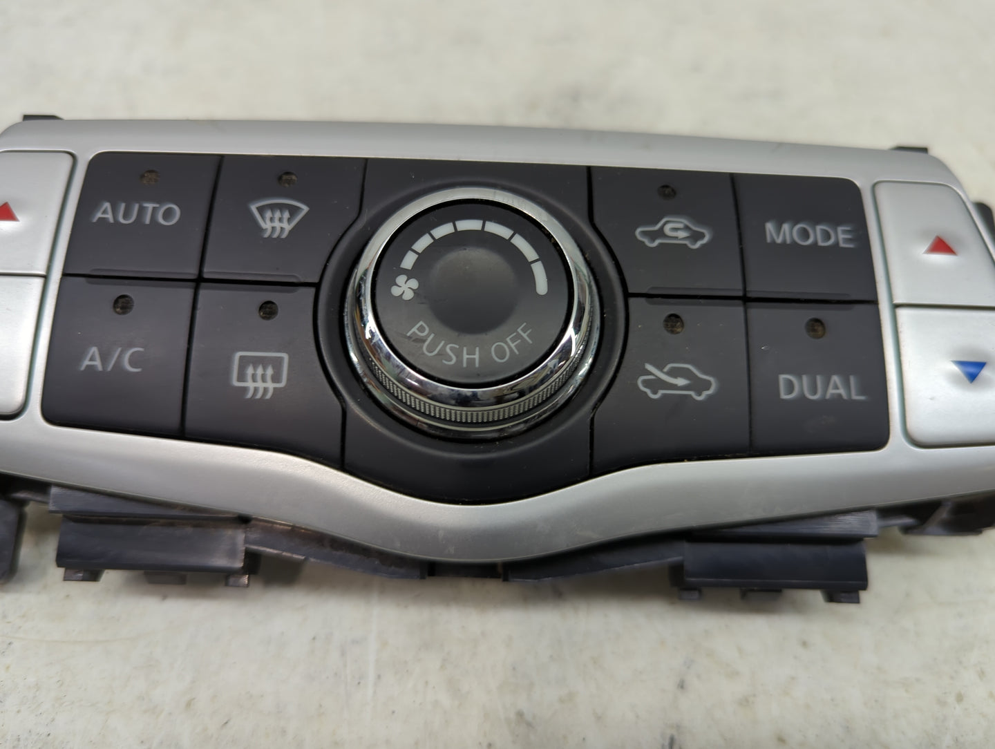 2014 Nissan Maxima Climate Control Module Temperature AC/Heater Replacement P/N:27500 9N01A A02000A9700001 Fits OEM Used Aut