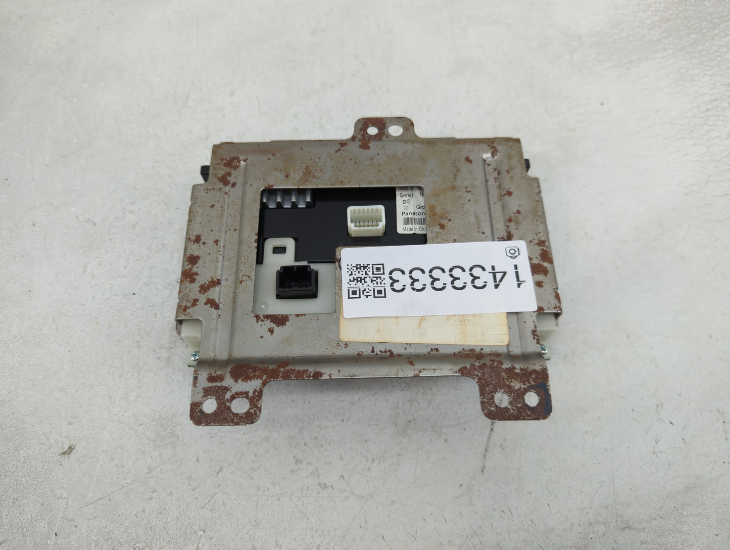 2012-2014 Nissan Maxima Information Display Screen - Oemusedautoparts1.com