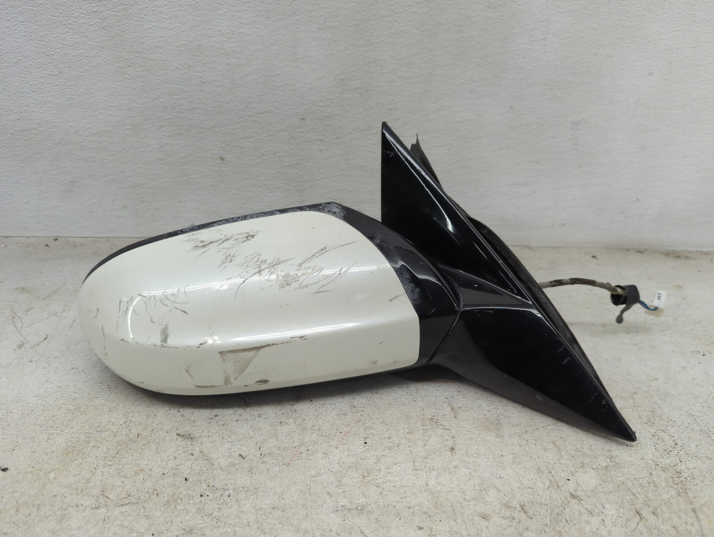 2009-2014 Nissan Maxima Passenger Side View Mirror - Right Door Mirror OEM Used - Oemusedautoparts1.com