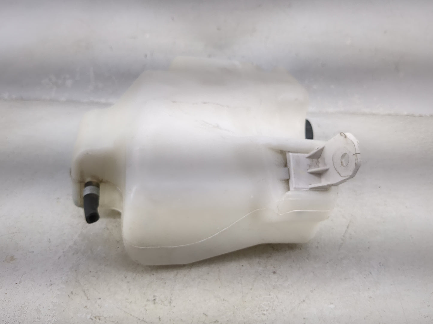 2009-2014 Nissan Maxima Radiator Coolant Overflow Expansion Tank Bottle 1476921 - Oemusedautoparts1.com