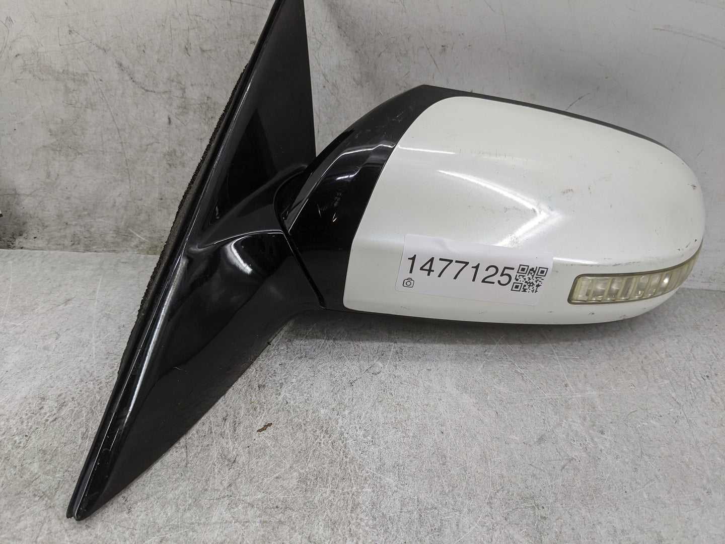 2009-2014 Nissan Maxima Driver Side View Mirror - Left Door Mirror OEM Used - Oemusedautoparts1.com