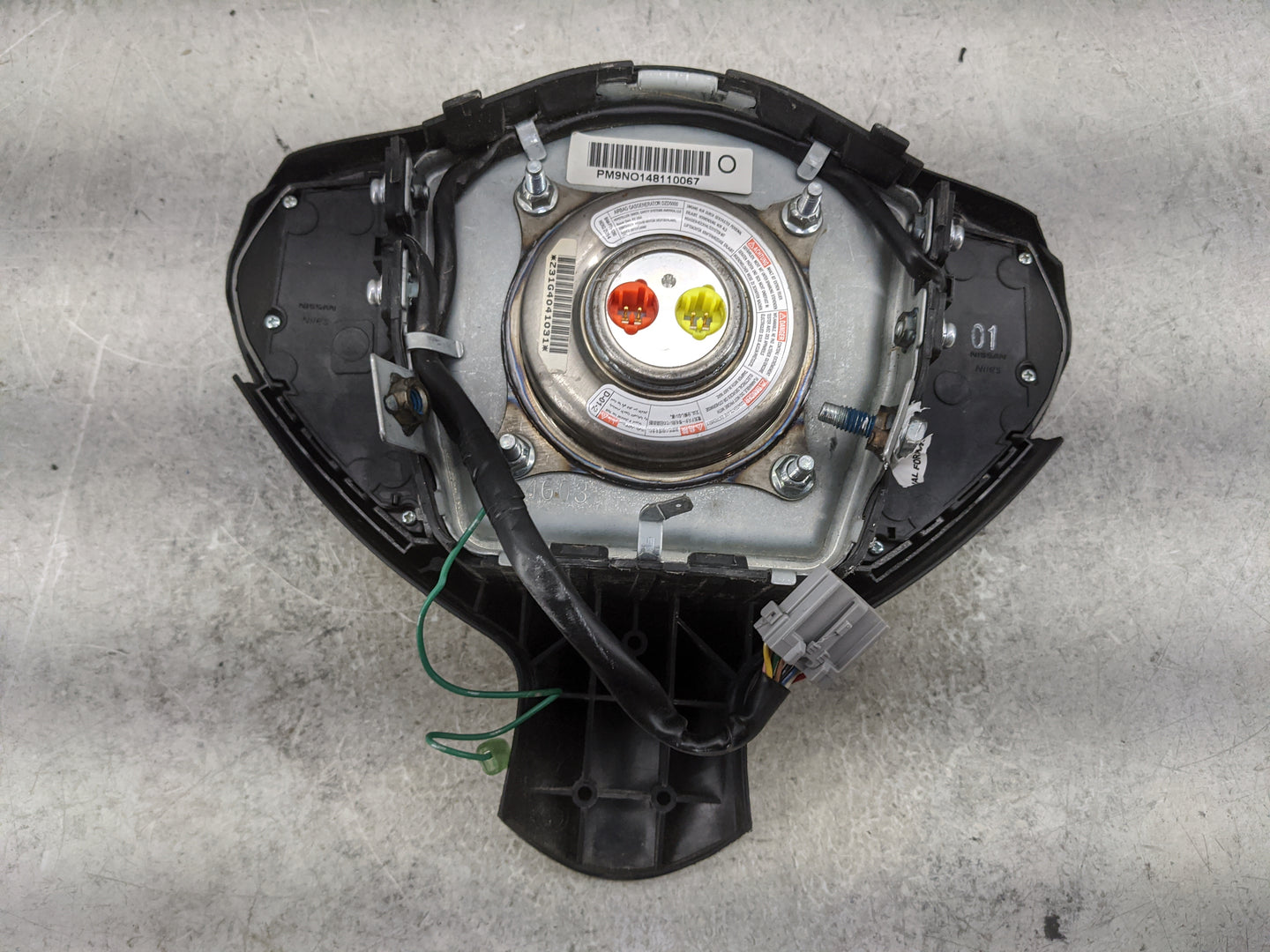 2009-2014 Nissan Maxima Air Bag Driver Left Steering Wheel Mounted 1477527 - Oemusedautoparts1.com