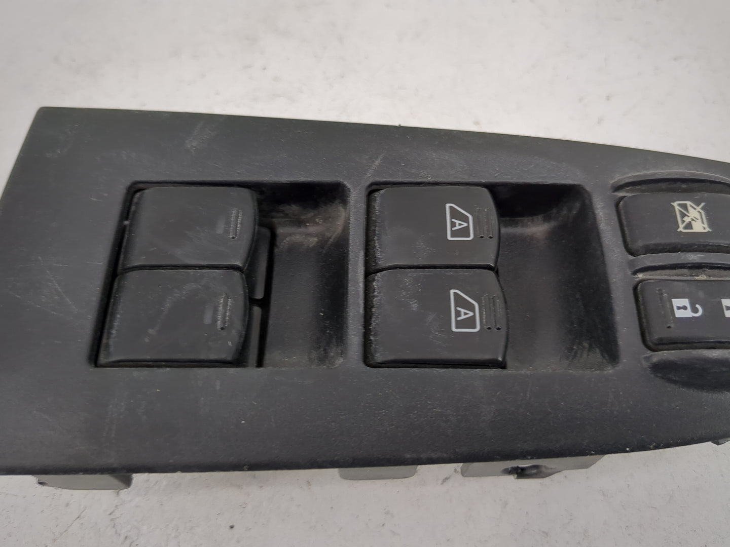2009-2014 Nissan Maxima Master Power Window Switch Replacement Driver Side Left P/N:254019N00E Fits OEM Used Auto Parts - Oe