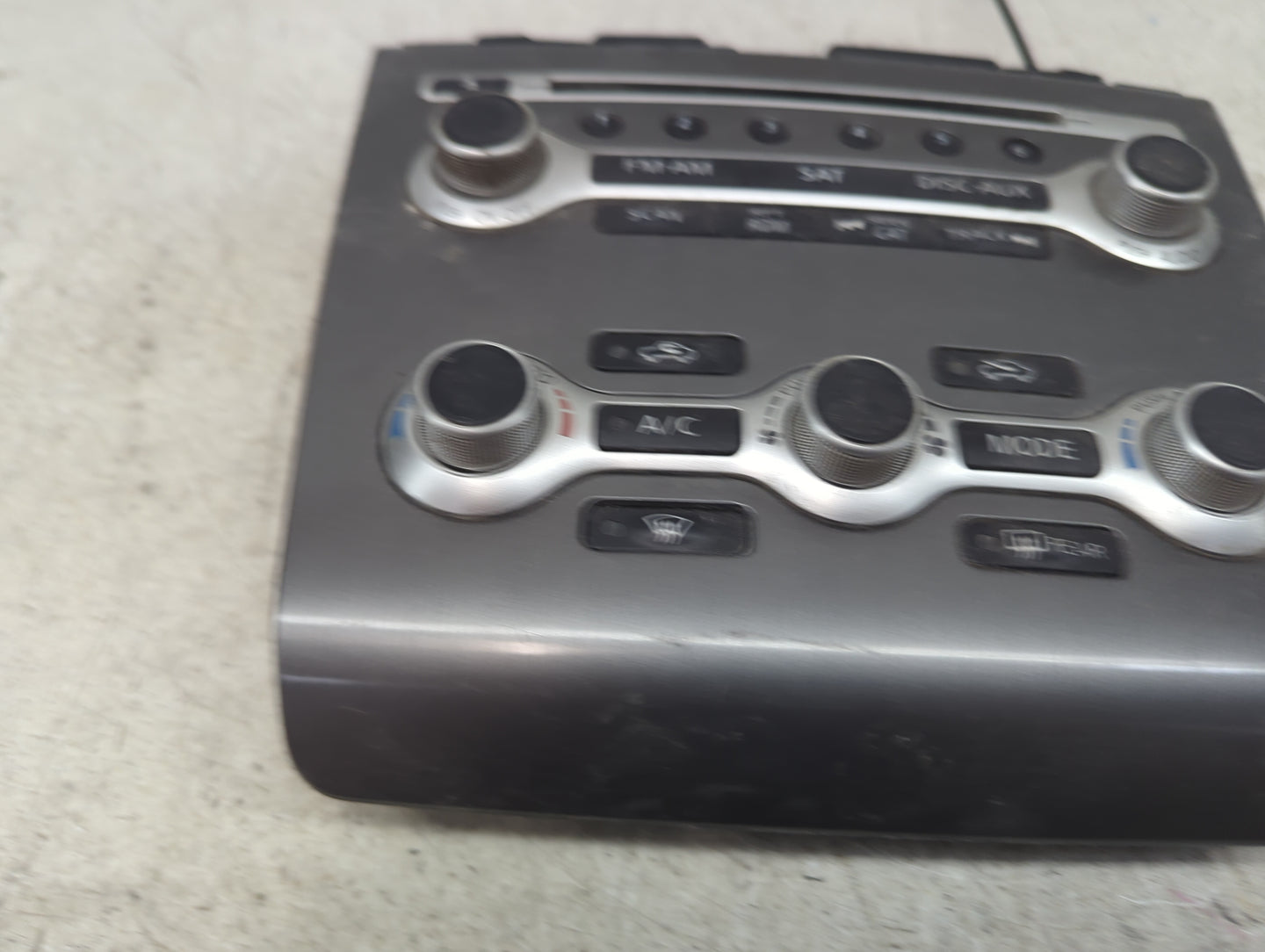 2012-2014 Nissan Maxima Radio Control Panel 1494489 - Oemusedautoparts1.com