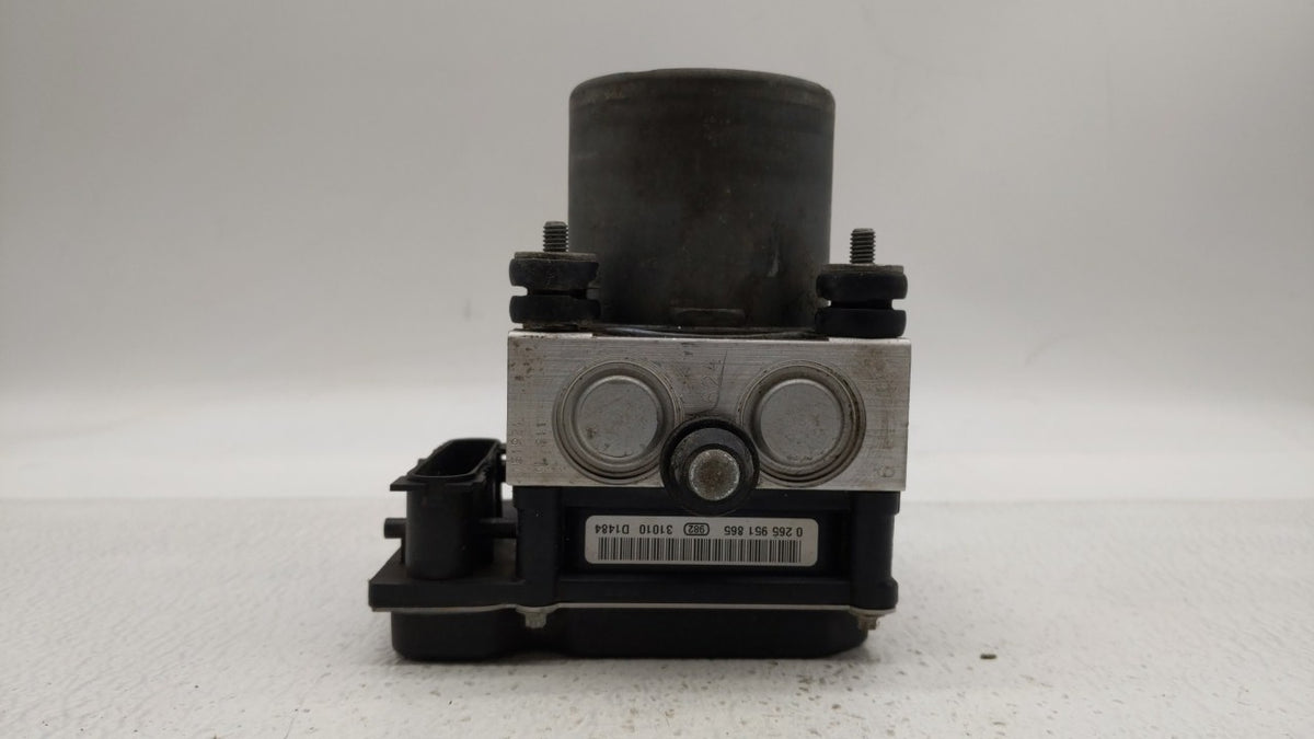 2014 Nissan Maxima Anti-Lock Brake ABS Pump Module Actuator OEM P/N:47660-ZY90C Fits OEM Used Auto Parts - Oemusedautoparts1