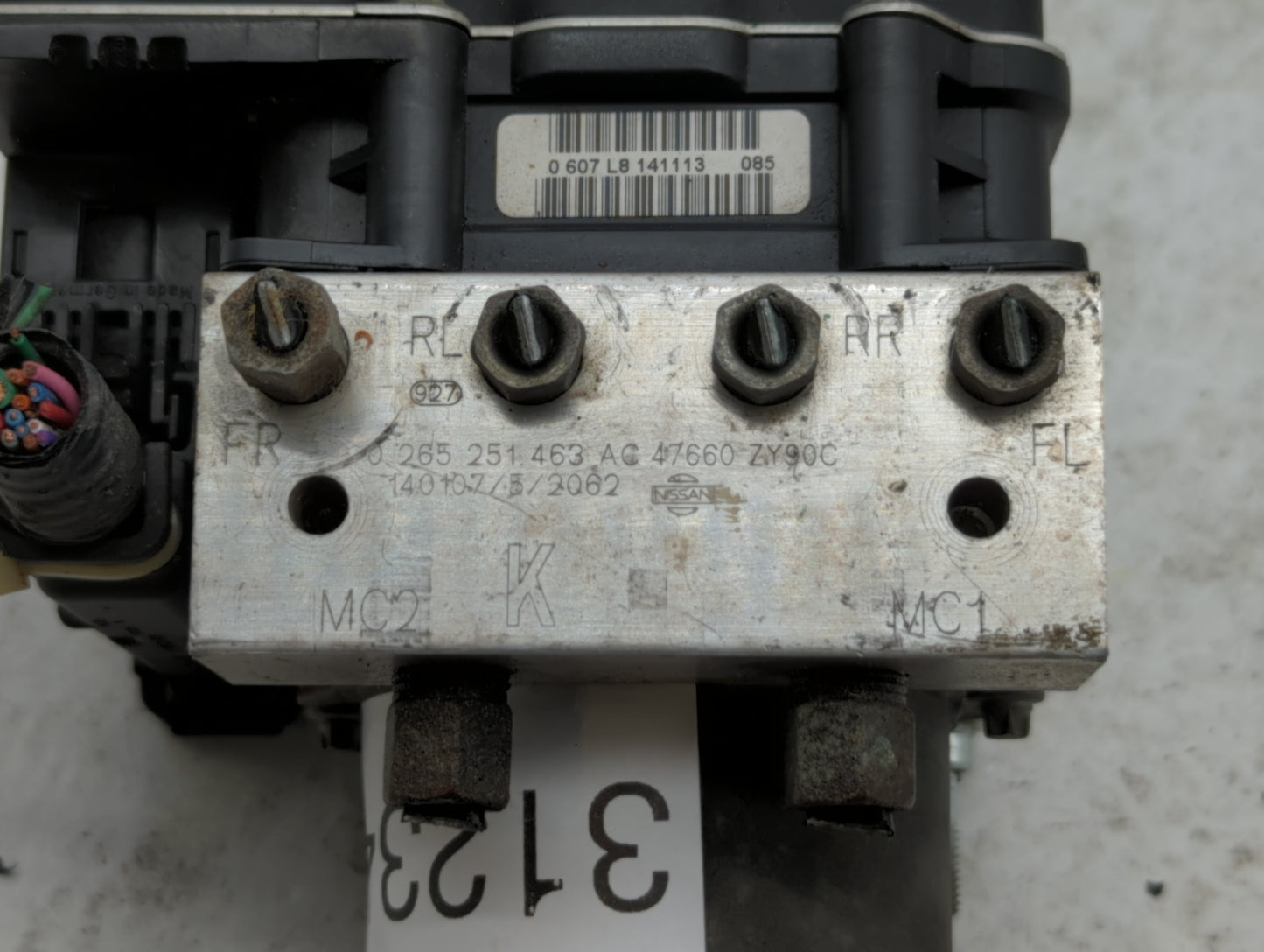 2014 Nissan Maxima ABS Pump Control Module Replacement P/N:47660 ZY90C Fits OEM Used Auto Parts - Oemusedautoparts1.com