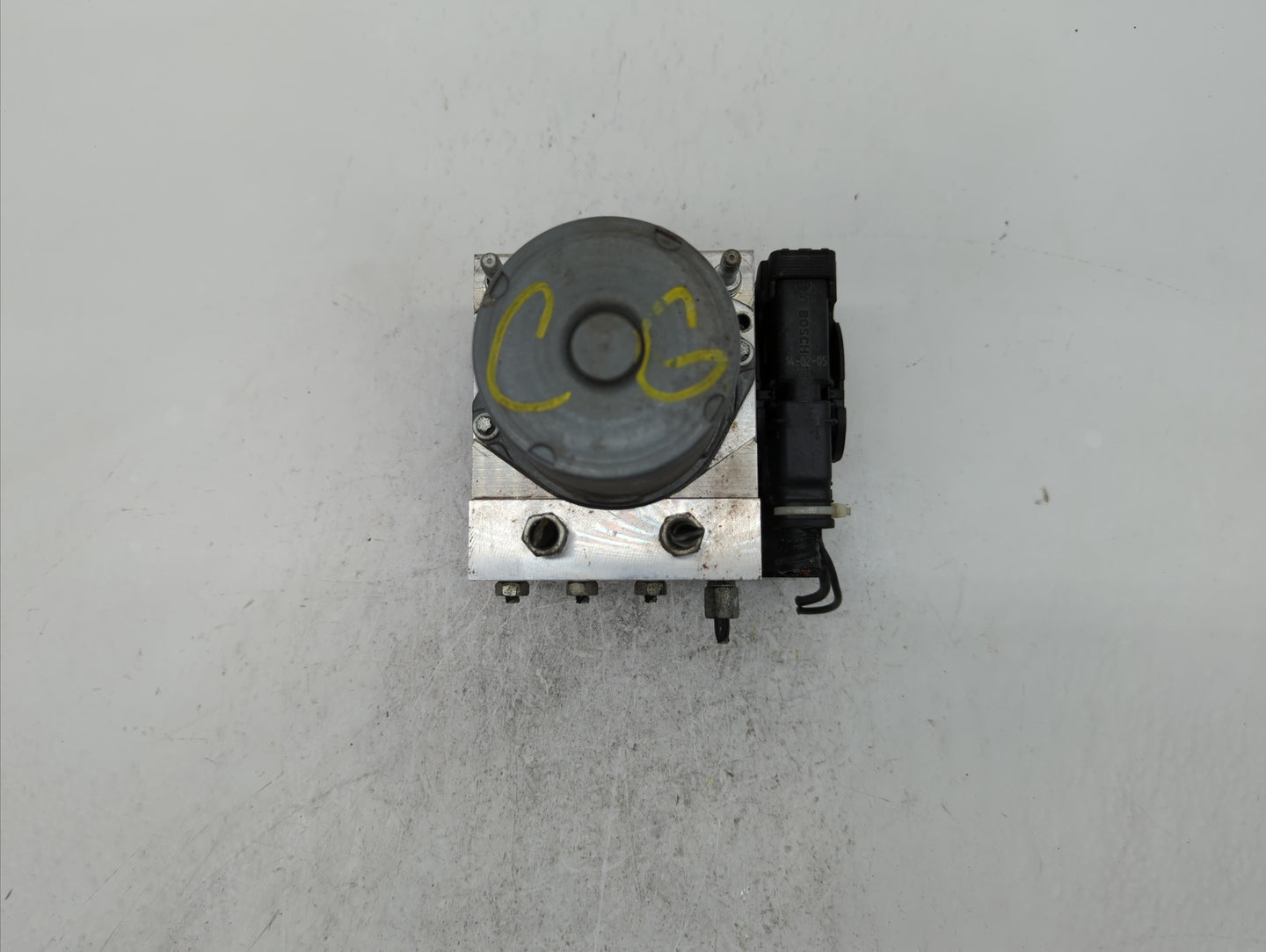 2014 Nissan Maxima ABS Pump Control Module Replacement P/N:47660 ZY90C Fits OEM Used Auto Parts - Oemusedautoparts1.com