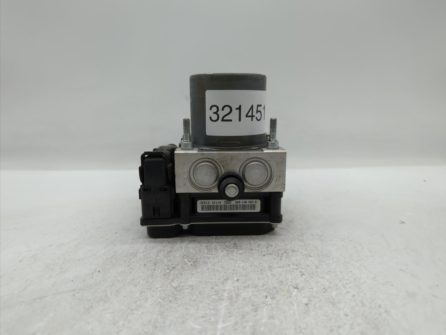 2014 Nissan Maxima ABS Pump Control Module Replacement P/N:47660 ZY90C Fits OEM Used Auto Parts - Oemusedautoparts1.com