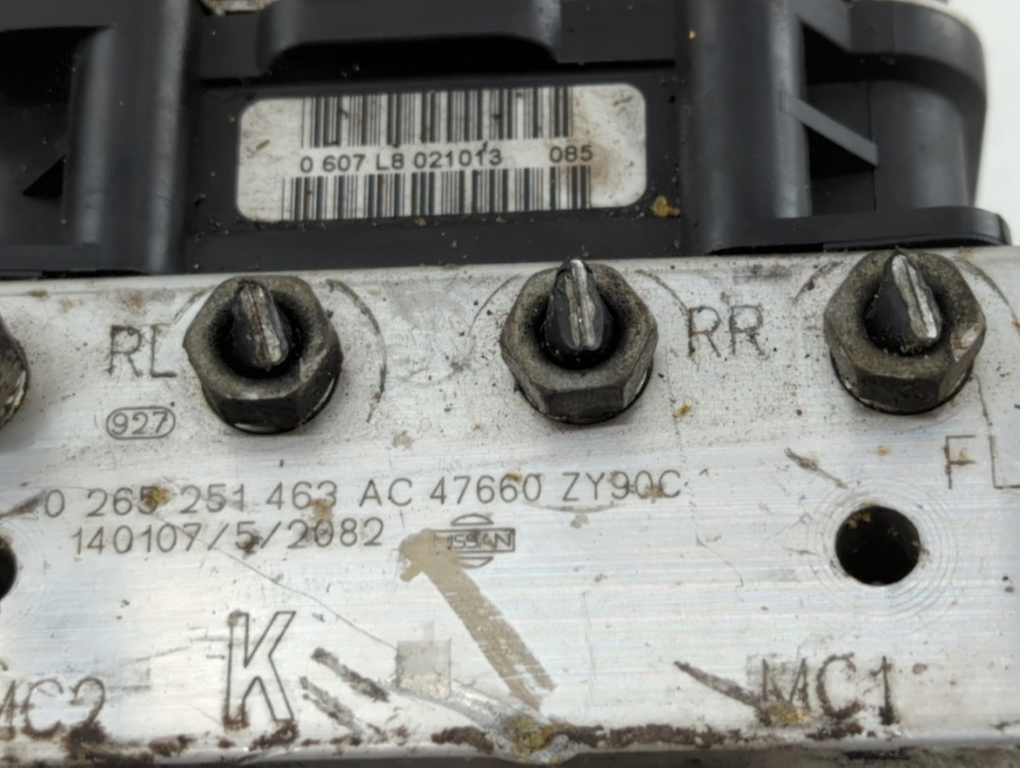 2014 Nissan Maxima ABS Pump Control Module Replacement P/N:47660 ZY90C Fits OEM Used Auto Parts - Oemusedautoparts1.com