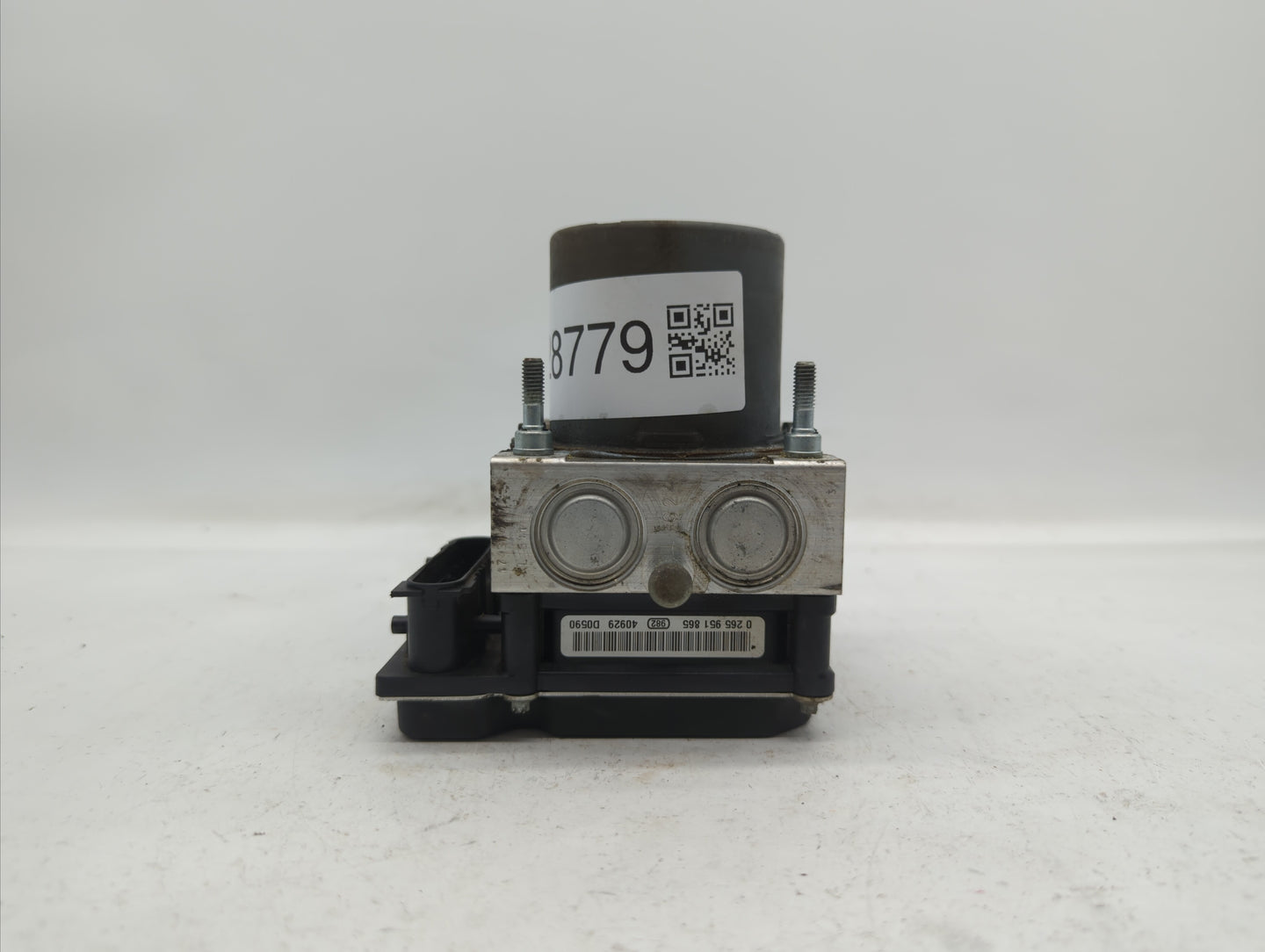2014 Nissan Maxima ABS Pump Control Module Replacement P/N:47660 ZY90C Fits OEM Used Auto Parts - Oemusedautoparts1.com