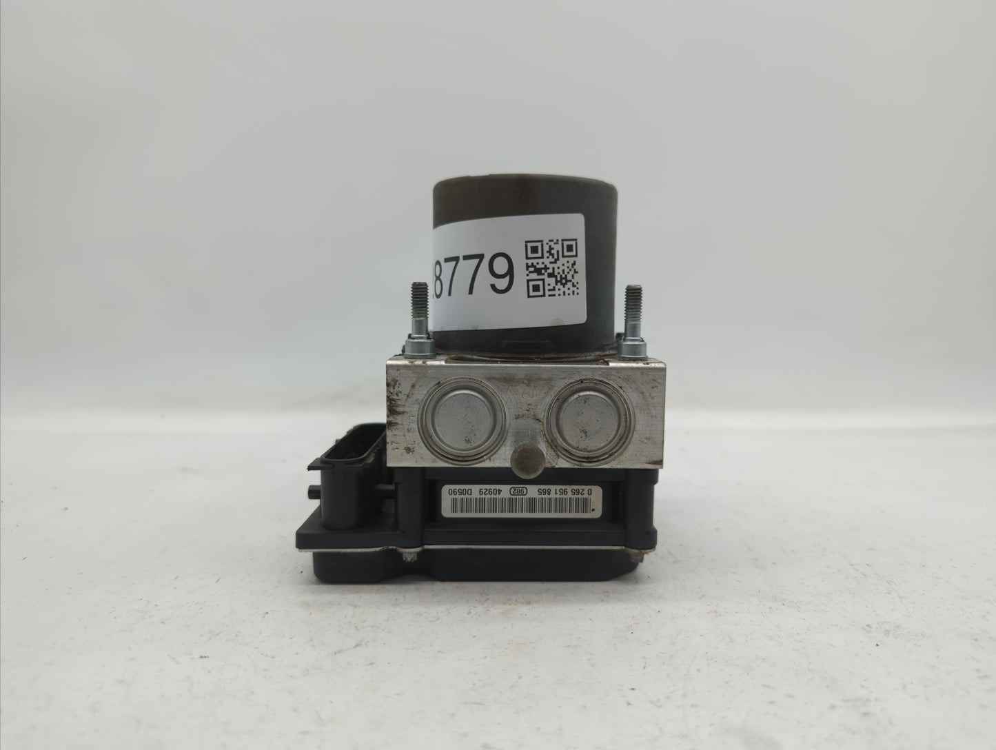 2014 Nissan Maxima ABS Pump Control Module Replacement P/N:47660 ZY90C Fits OEM Used Auto Parts - Oemusedautoparts1.com