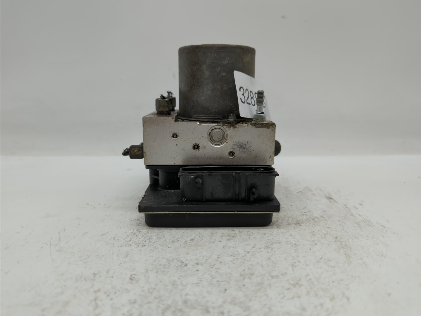 2014 Nissan Maxima ABS Pump Control Module Replacement P/N:47660 ZY90C Fits OEM Used Auto Parts - Oemusedautoparts1.com
