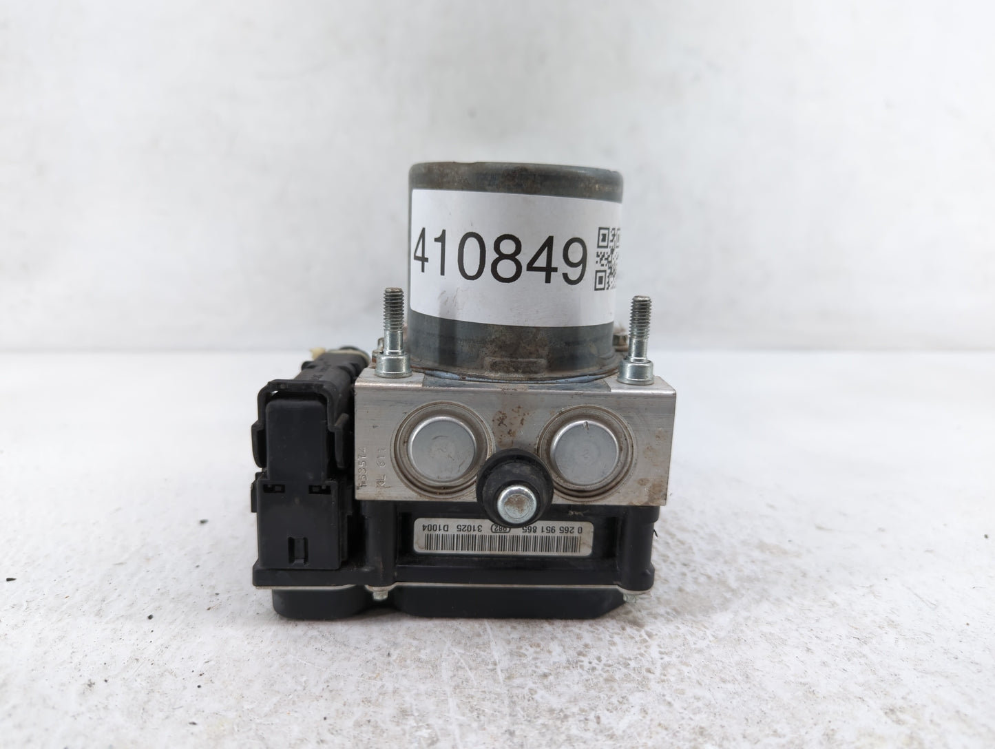 2014 Nissan Maxima ABS Pump Control Module Replacement P/N:47660 ZY90C Fits OEM Used Auto Parts - Oemusedautoparts1.com