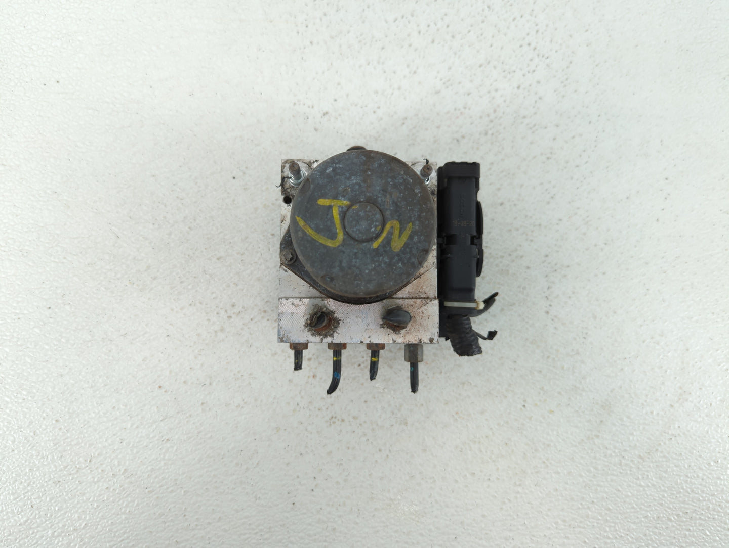 2014 Nissan Maxima ABS Pump Control Module Replacement P/N:47660 ZY90C Fits OEM Used Auto Parts - Oemusedautoparts1.com