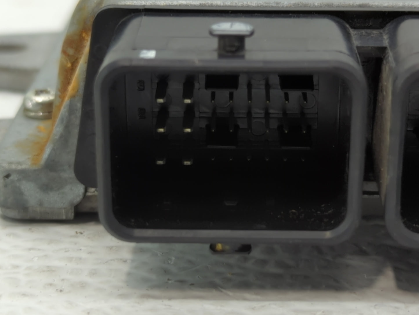 2014 Nissan Maxima PCM Engine Control Computer ECU ECM PCU OEM P/N:NEC009-003 NEC005-070 Fits OEM Used Auto Parts - Oemuseda