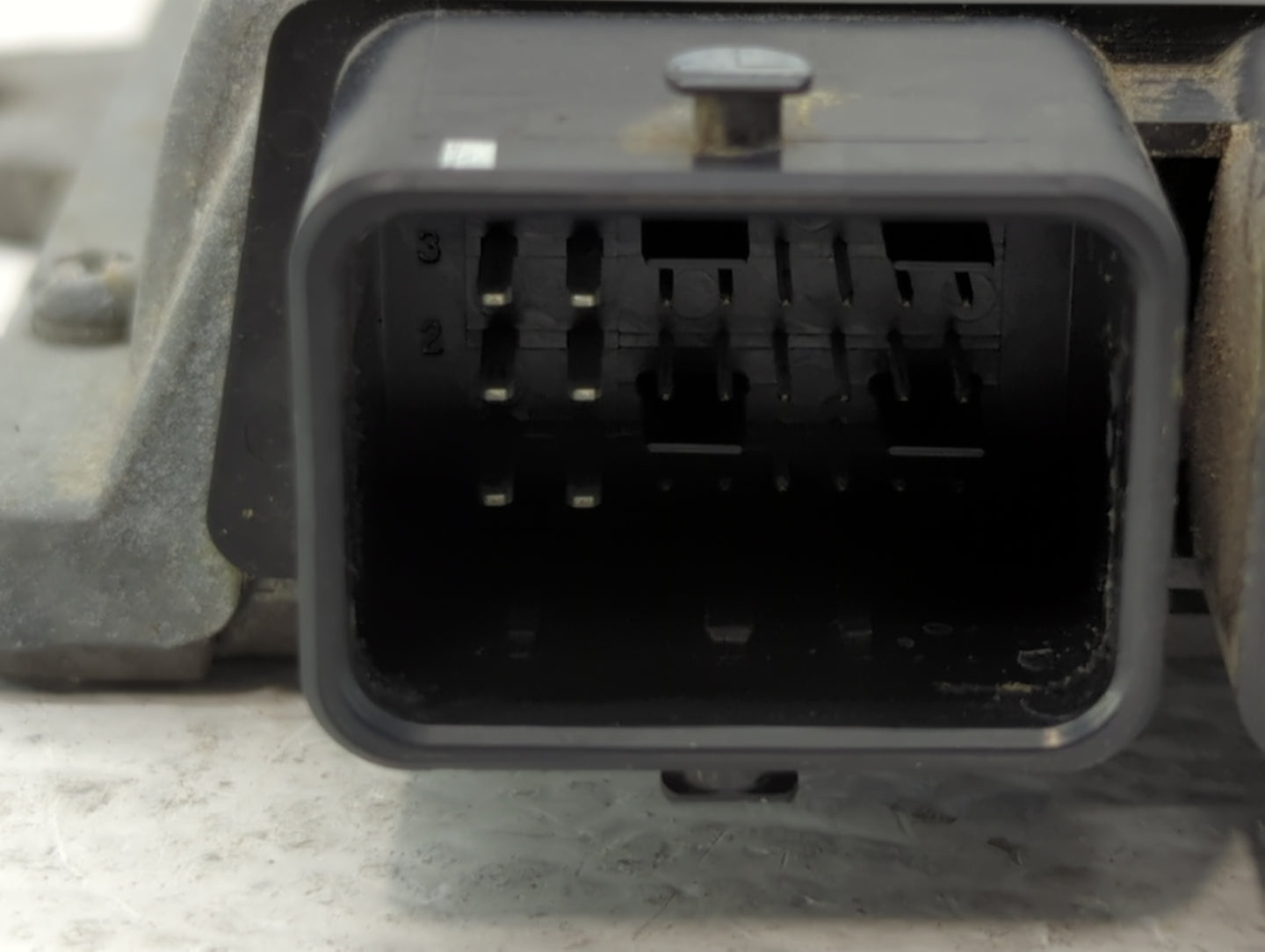 2014 Nissan Maxima PCM Engine Control Computer ECU ECM PCU OEM P/N:NEC009-003 NEC005-070 Fits OEM Used Auto Parts - Oemuseda
