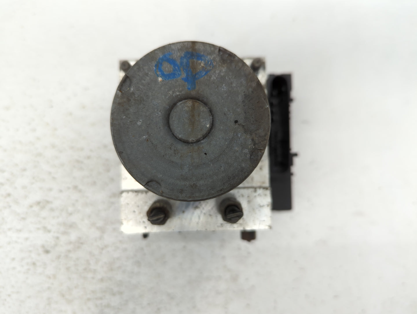 2014 Nissan Maxima ABS Pump Control Module Replacement P/N:47660 ZY90C Fits OEM Used Auto Parts - Oemusedautoparts1.com