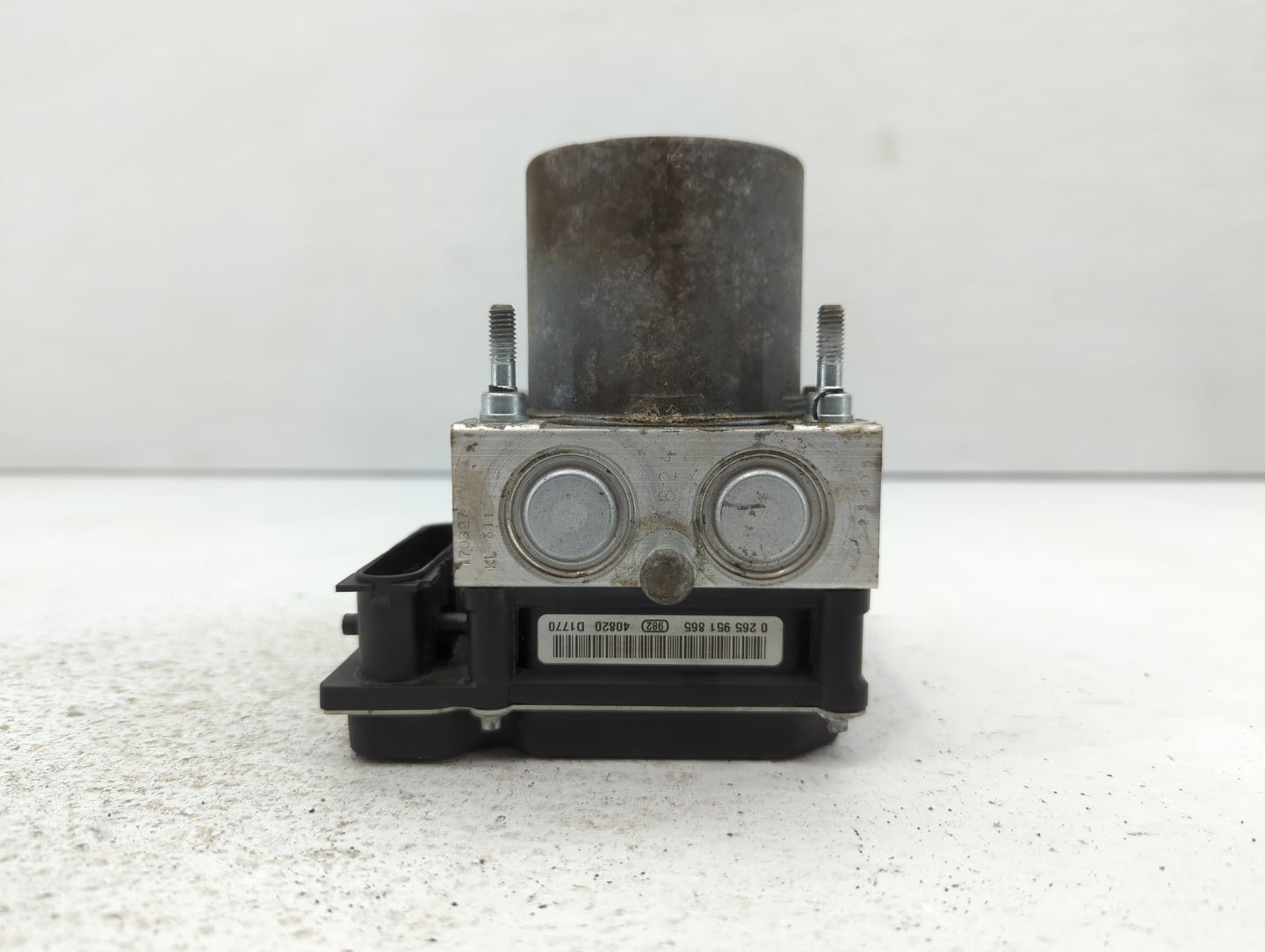 2014 Nissan Maxima ABS Pump Control Module Replacement P/N:47660 ZY90C Fits OEM Used Auto Parts - Oemusedautoparts1.com