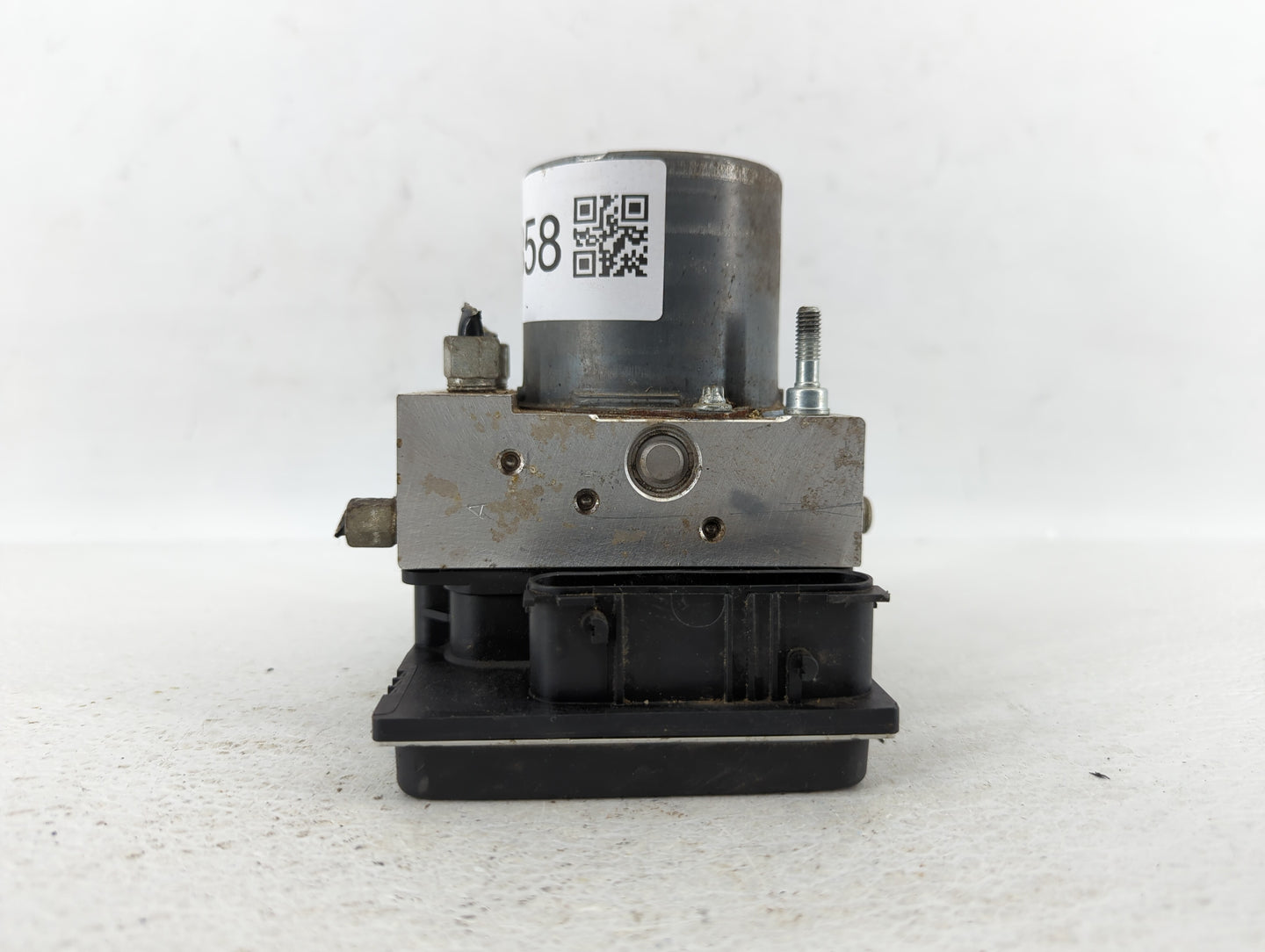 2014 Nissan Maxima ABS Pump Control Module Replacement P/N:47660 ZY90C Fits OEM Used Auto Parts - Oemusedautoparts1.com