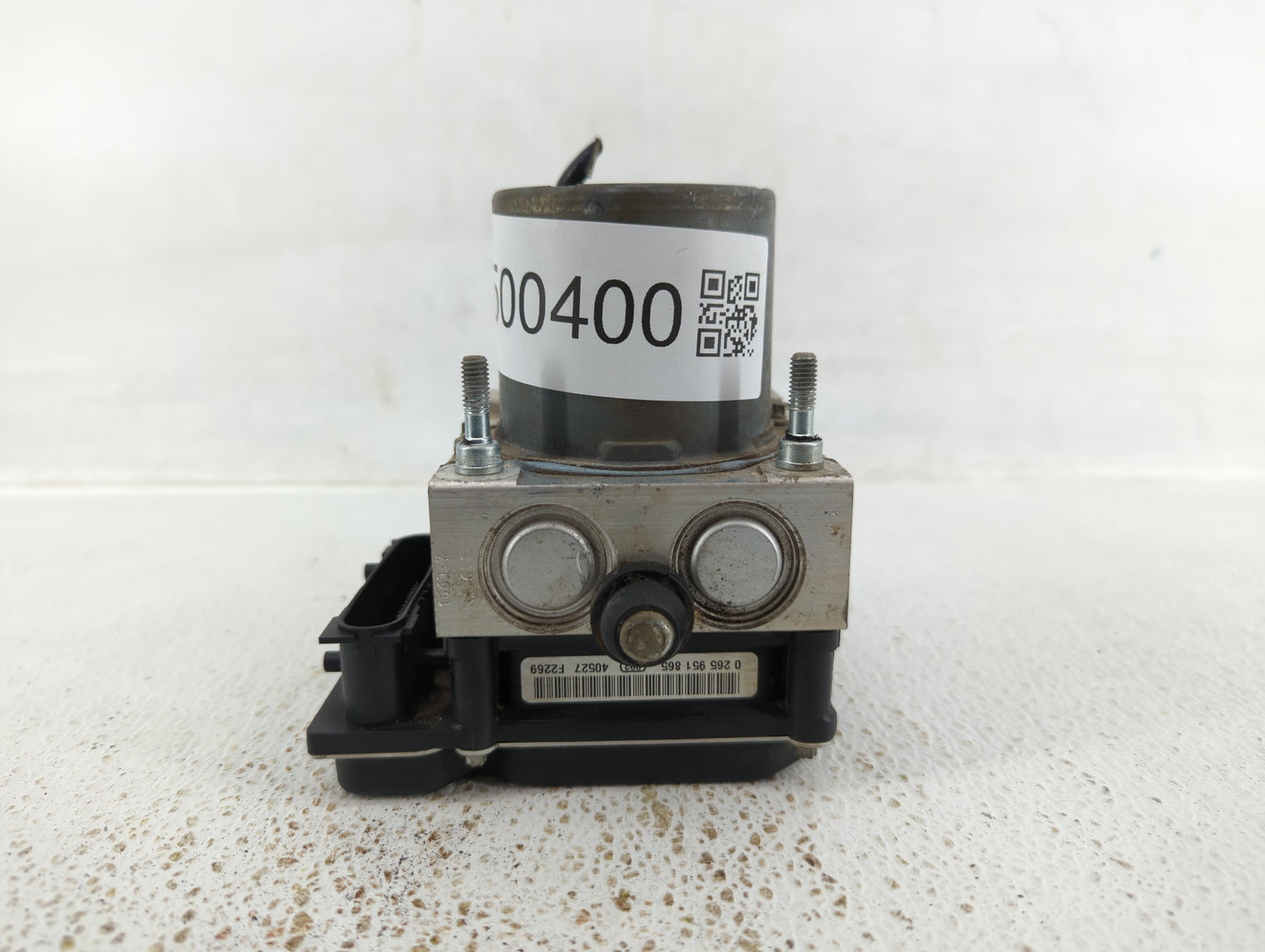 2014 Nissan Maxima ABS Pump Control Module Replacement P/N:47660 ZY90C Fits OEM Used Auto Parts - Oemusedautoparts1.com