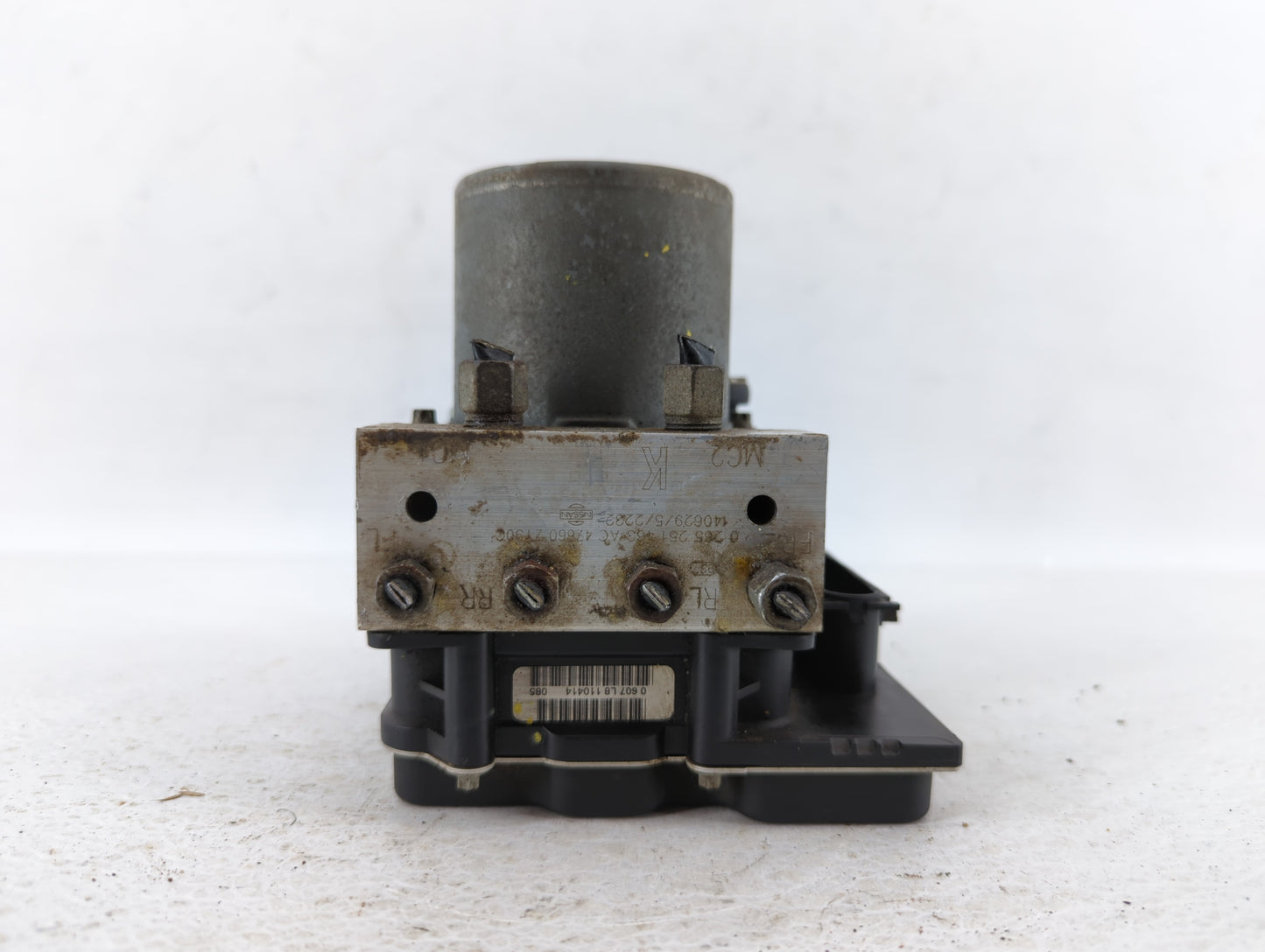 2014 Nissan Maxima ABS Pump Control Module Replacement P/N:47660 ZY90C Fits OEM Used Auto Parts - Oemusedautoparts1.com