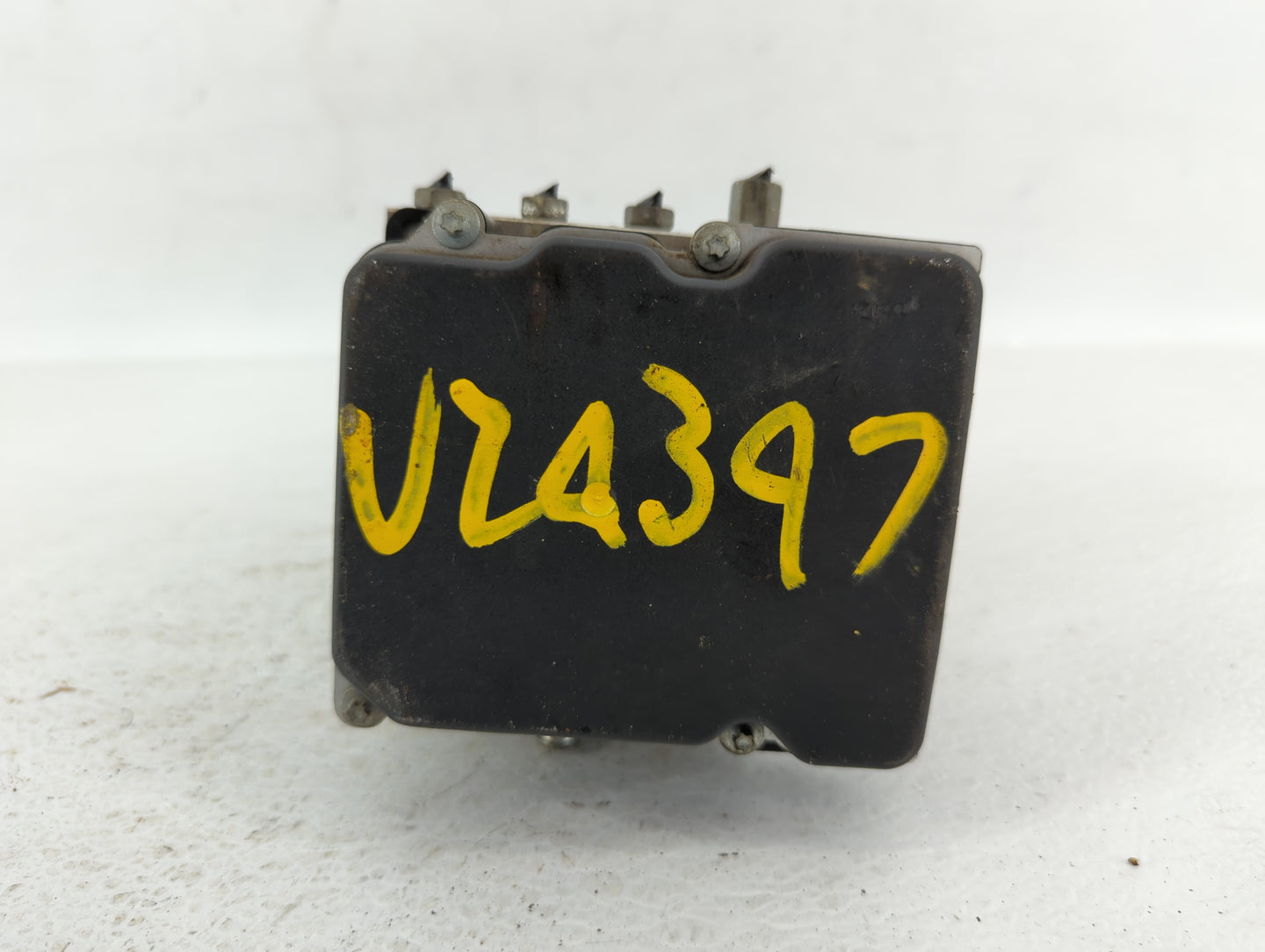 2014 Nissan Maxima ABS Pump Control Module Replacement P/N:47660 ZY90C Fits OEM Used Auto Parts - Oemusedautoparts1.com