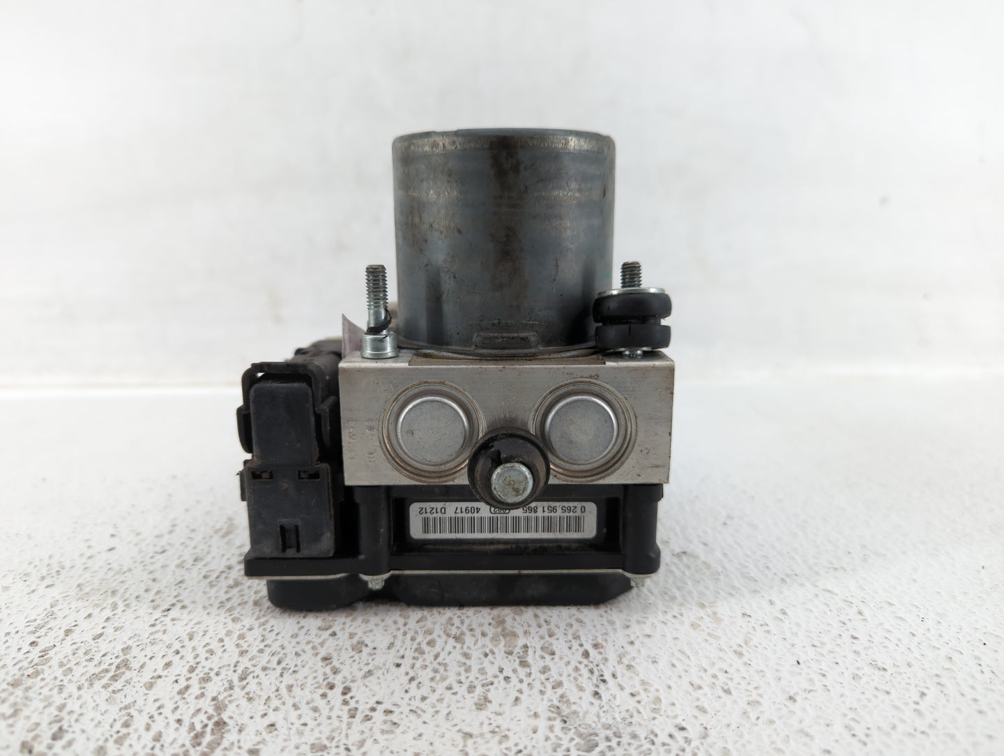 2014 Nissan Maxima ABS Pump Control Module Replacement P/N:47660 ZY90C Fits OEM Used Auto Parts - Oemusedautoparts1.com