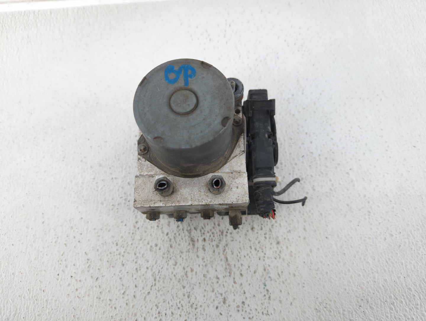 2014 Nissan Maxima ABS Pump Control Module Replacement P/N:47660 ZY90C Fits OEM Used Auto Parts - Oemusedautoparts1.com
