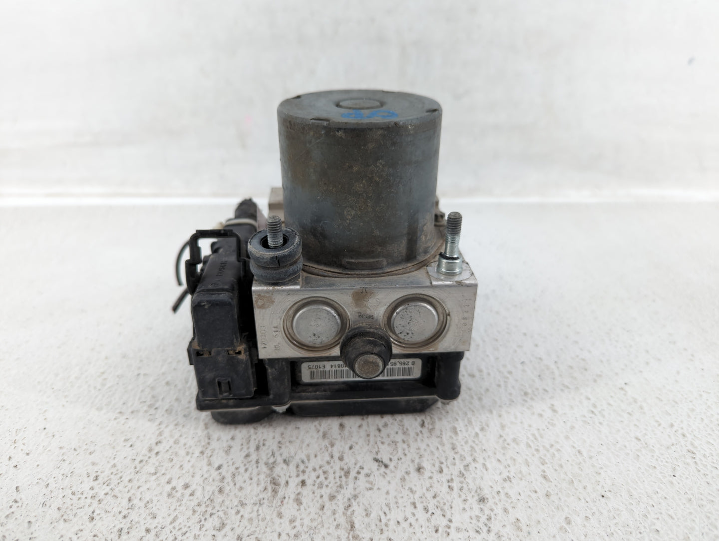 2014 Nissan Maxima ABS Pump Control Module Replacement P/N:47660 ZY90C Fits OEM Used Auto Parts - Oemusedautoparts1.com