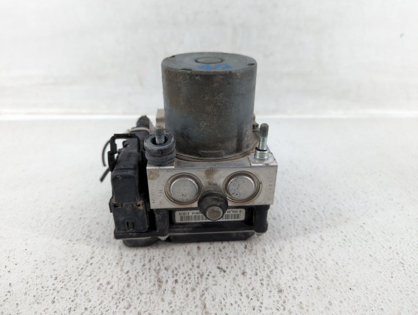 2014 Nissan Maxima ABS Pump Control Module Replacement P/N:47660 ZY90C Fits OEM Used Auto Parts - Oemusedautoparts1.com