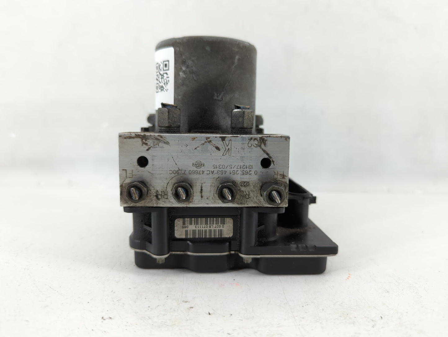 2014 Nissan Maxima ABS Pump Control Module Replacement P/N:47660 ZY90C Fits OEM Used Auto Parts - Oemusedautoparts1.com