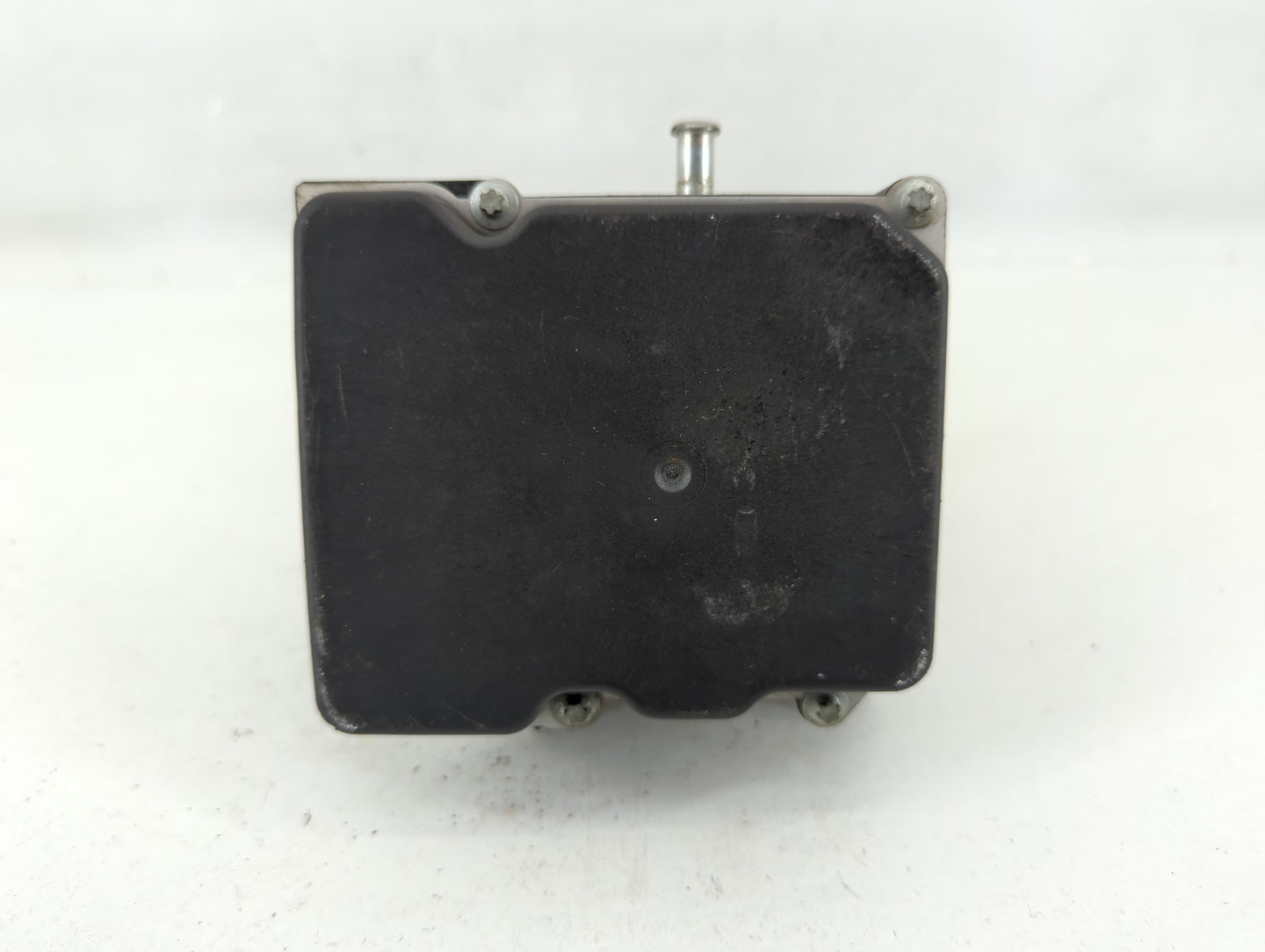 2014 Nissan Maxima ABS Pump Control Module Replacement P/N:47660 ZY90C Fits OEM Used Auto Parts - Oemusedautoparts1.com