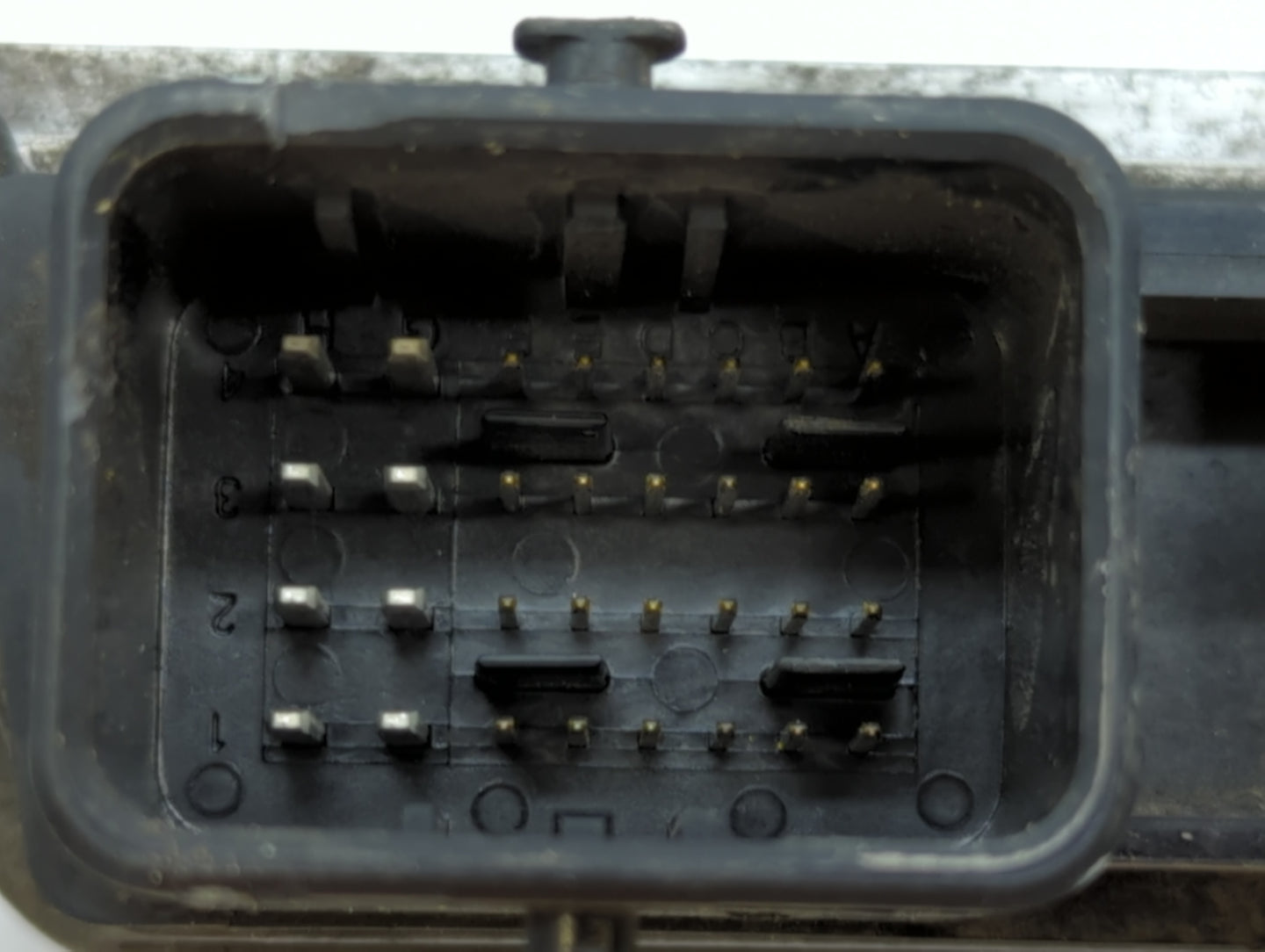 2014 Nissan Maxima PCM Engine Control Computer ECU ECM PCU OEM P/N:NEC009-003 Fits OEM Used Auto Parts - Oemusedautoparts1.c