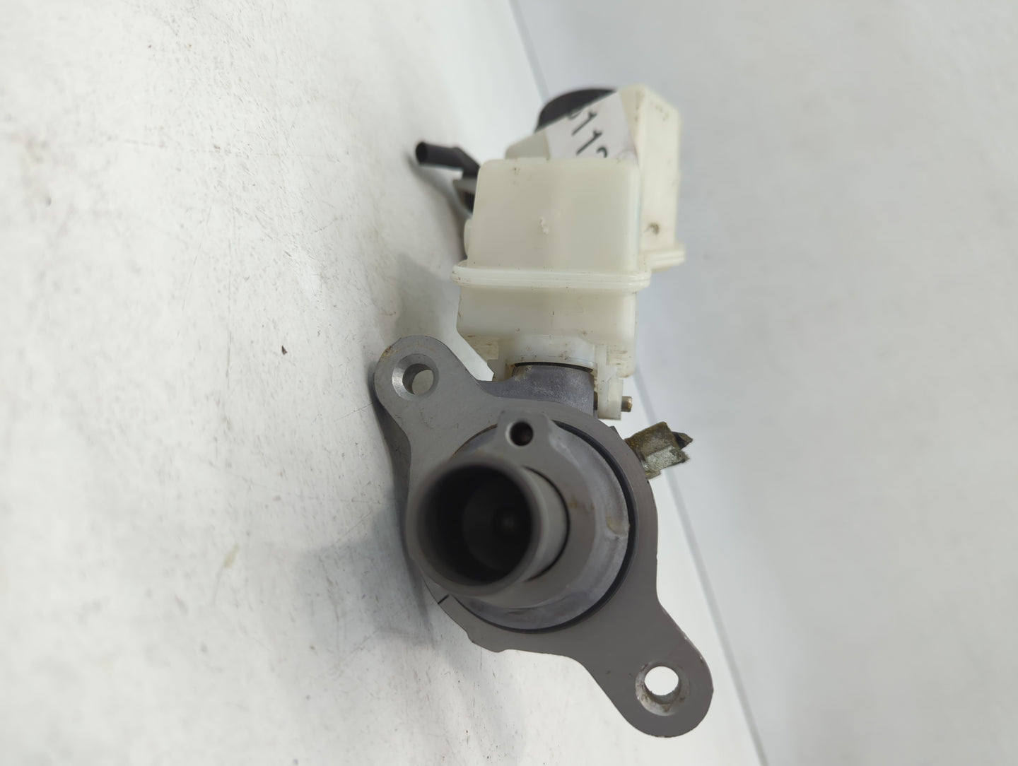2009-2014 Nissan Maxima Brake Master Cylinder - Oemusedautoparts1.com