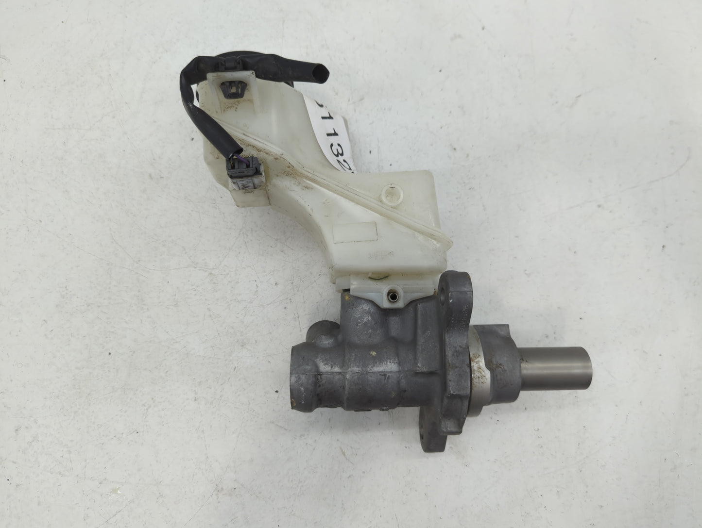 2009-2014 Nissan Maxima Brake Master Cylinder - Oemusedautoparts1.com