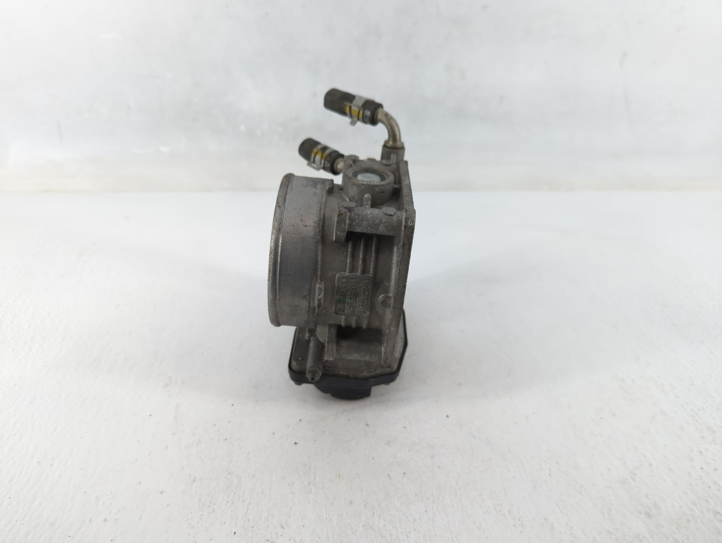2009-2014 Nissan Maxima Throttle Body P/N:RME75-12 Fits Fits 2009 2010 2011 2012 2013 2014 OEM Used Auto Parts - Oemusedauto