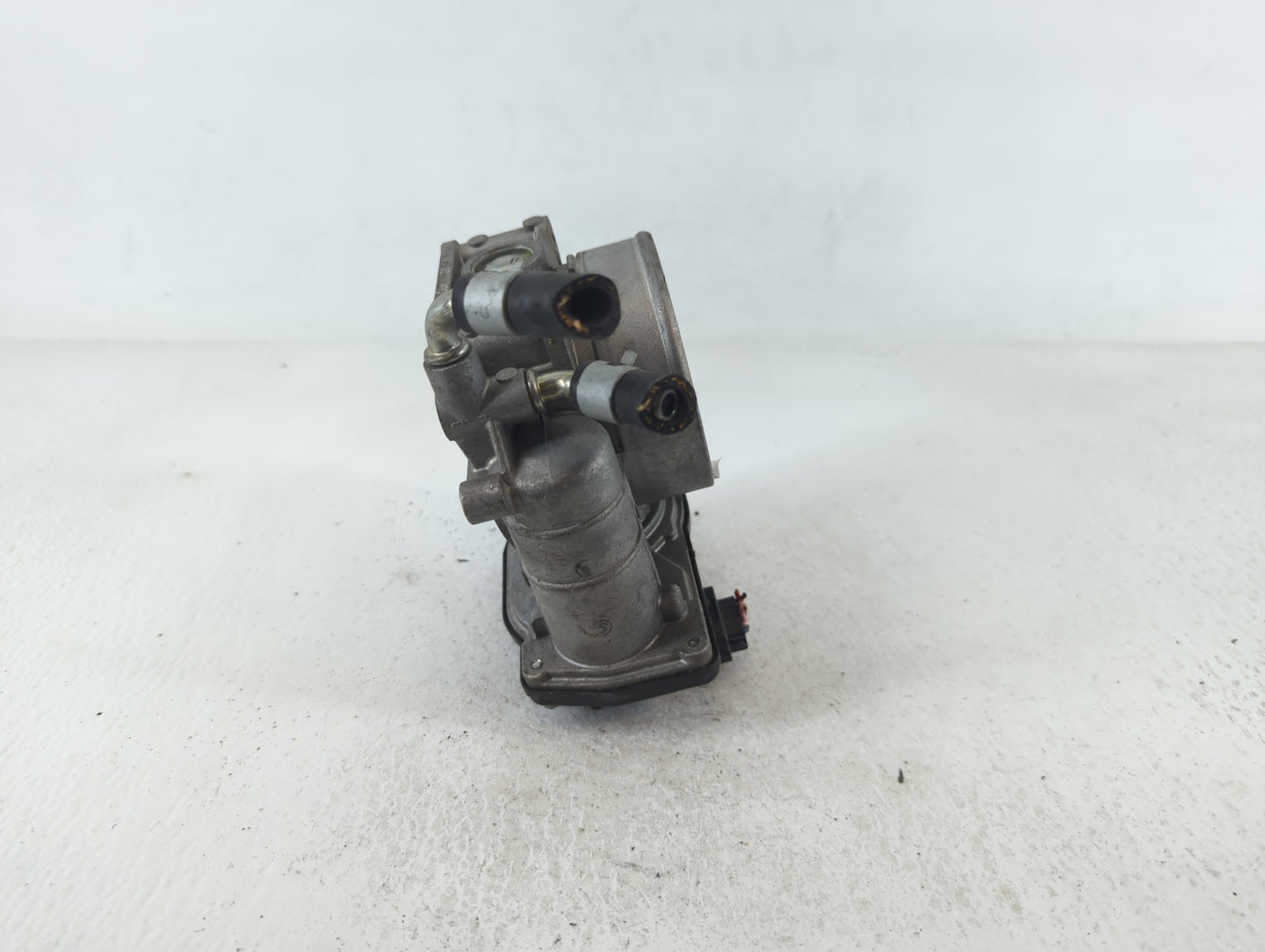2009-2014 Nissan Maxima Throttle Body P/N:4924H RME75-12 Fits Fits 2009 2010 2011 2012 2013 2014 OEM Used Auto Parts - Oemus
