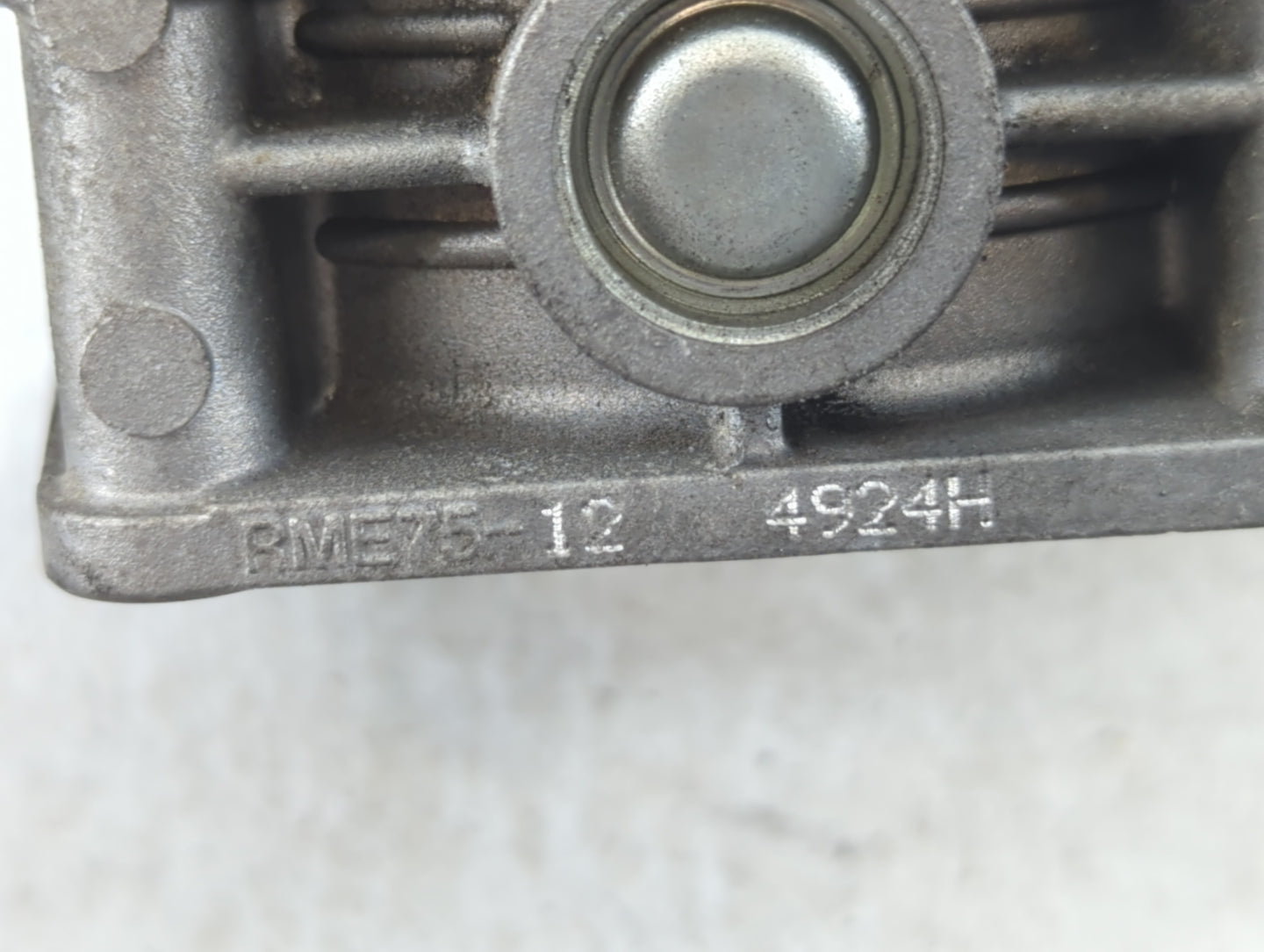 2009-2014 Nissan Maxima Throttle Body P/N:4924H RME75-12 Fits Fits 2009 2010 2011 2012 2013 2014 OEM Used Auto Parts - Oemus