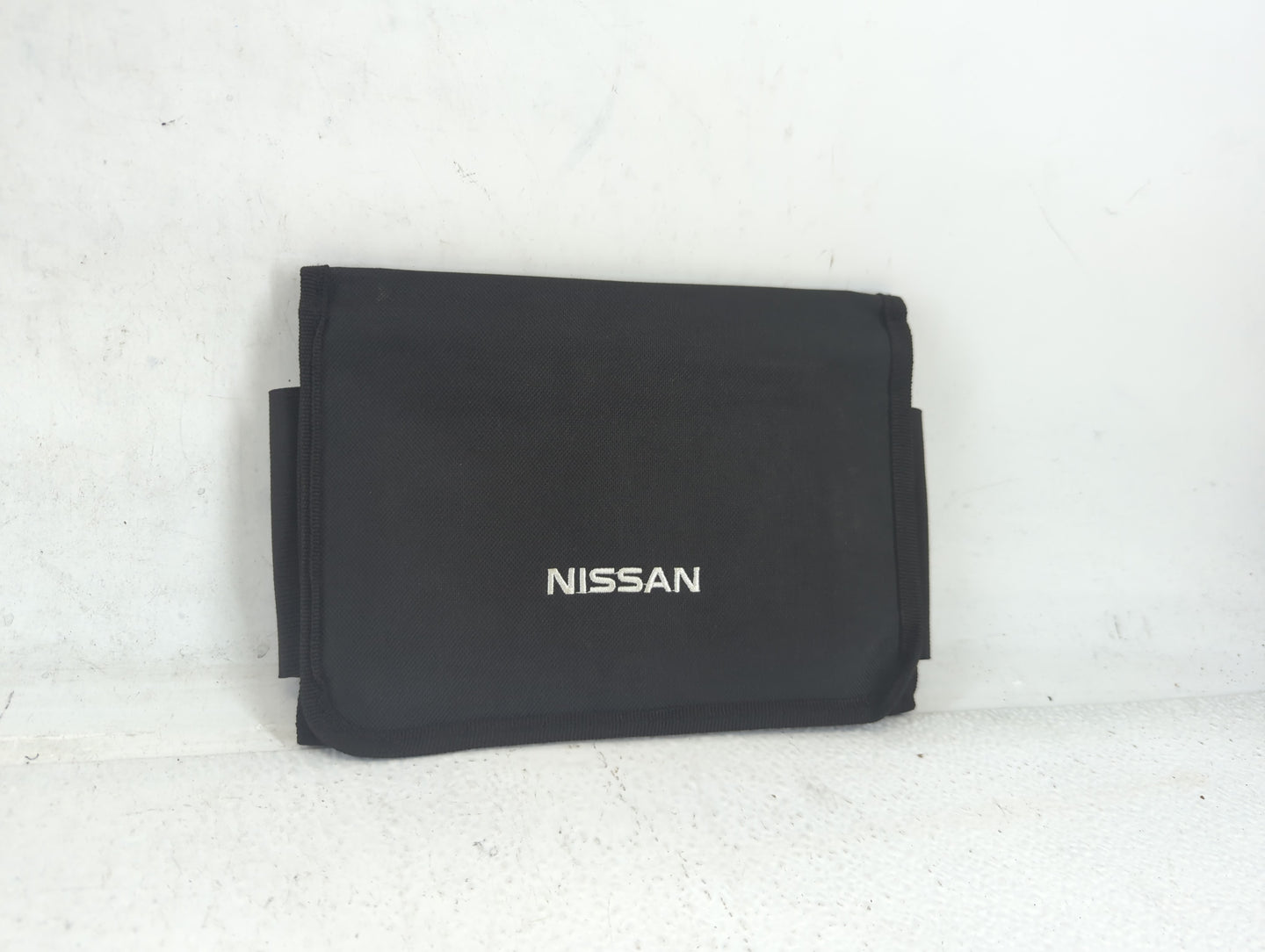 2014 Nissan Maxima Owners Manual Book Guide P/N:OM14E 0A35U0 OEM Used Auto Parts - Oemusedautoparts1.com