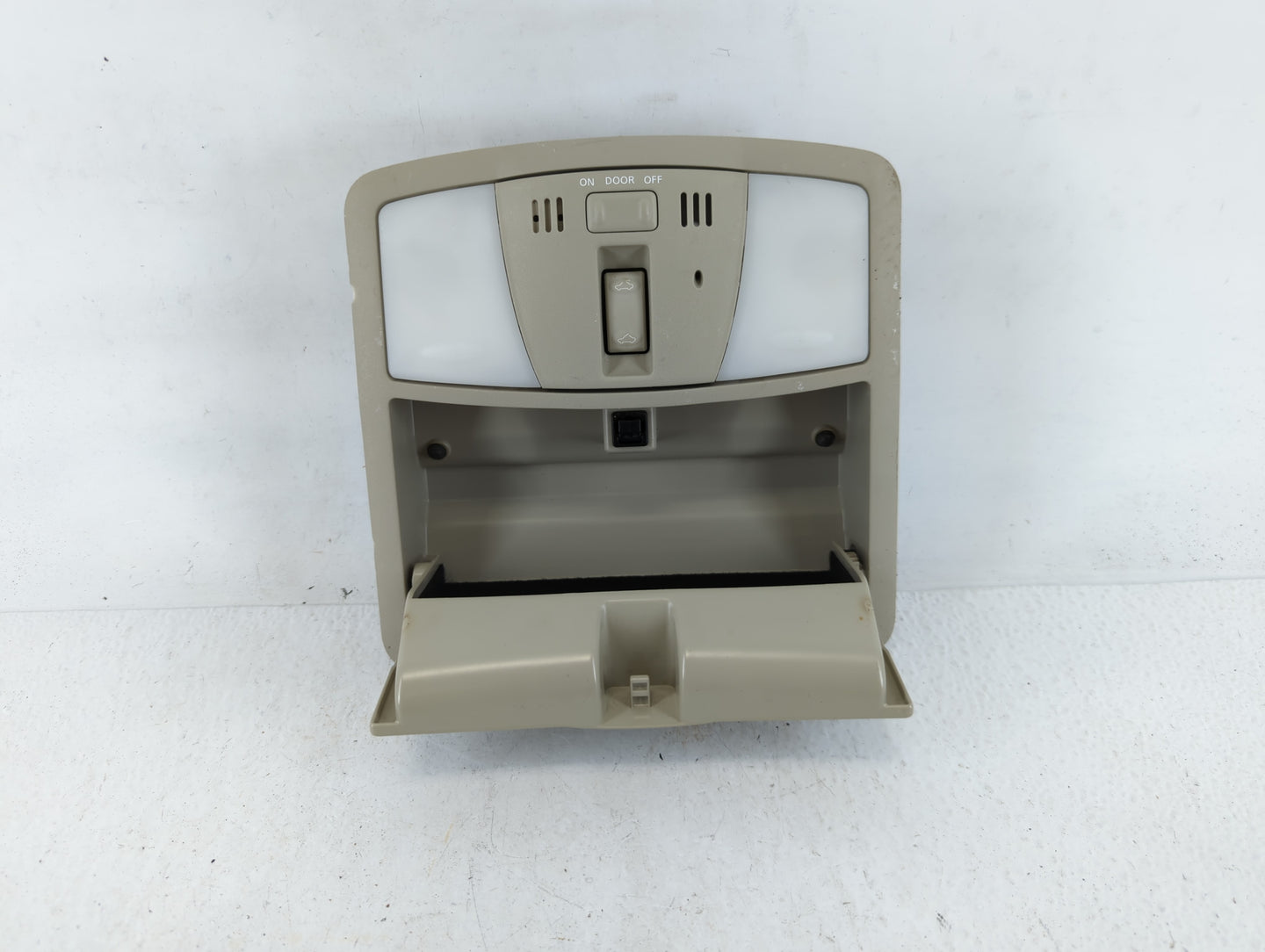 2014 Nissan Maxima Overhead Roof Console - Oemusedautoparts1.com