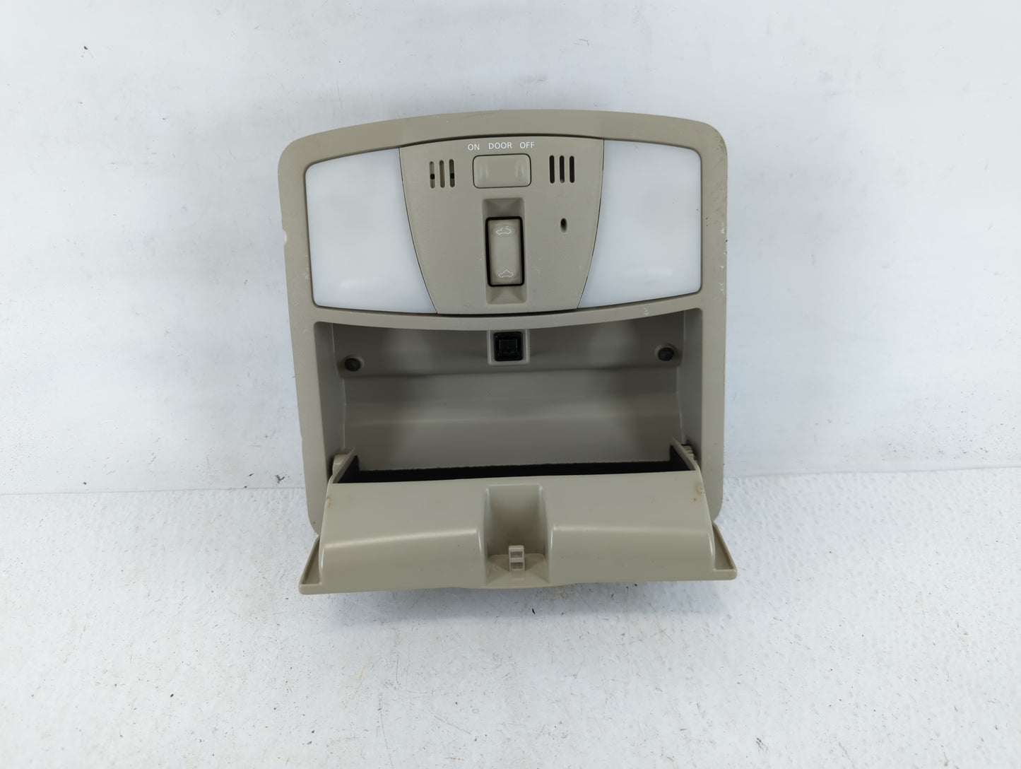 2014 Nissan Maxima Overhead Roof Console - Oemusedautoparts1.com