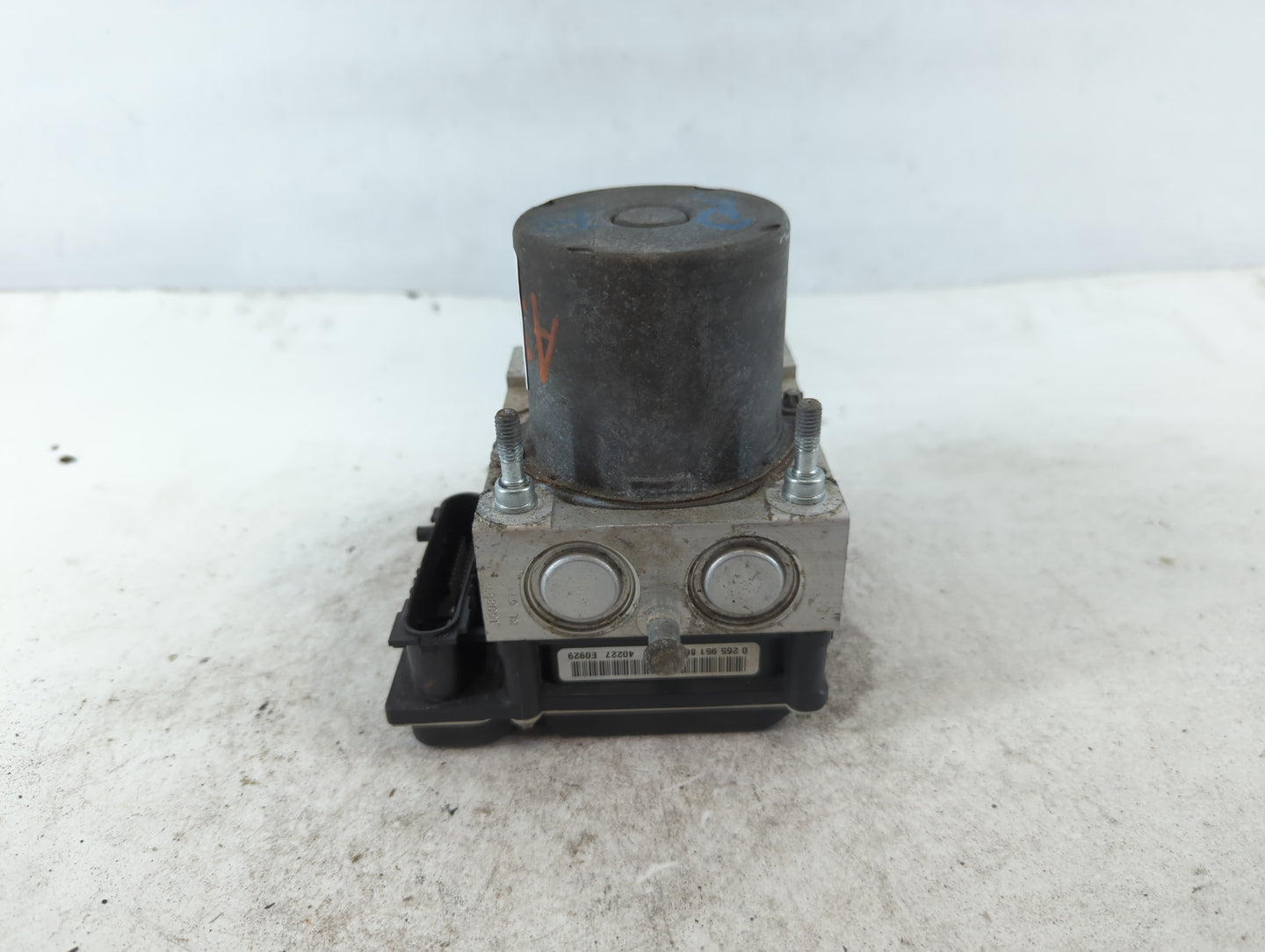 2014 Nissan Maxima ABS Pump Control Module Replacement P/N:0 265 251 463 AC Fits OEM Used Auto Parts - Oemusedautoparts1.com