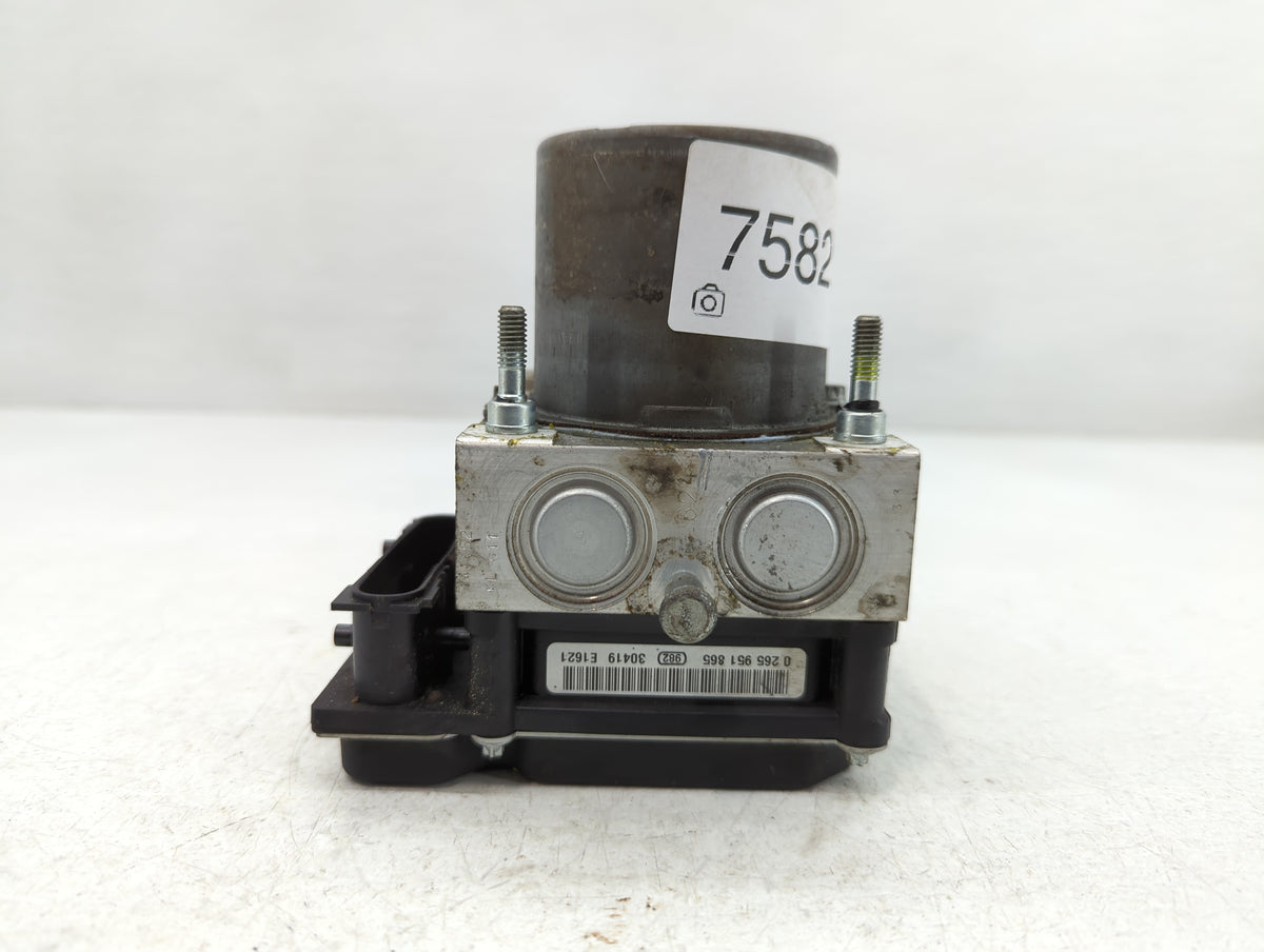 2014 Nissan Maxima Anti-Lock Brake ABS Pump Module Actuator OEM P/N:41105 E0249 0 265 951 865 Fits OEM Used Auto Parts - Oem